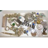 Assorted white metal costume jewellery, hallmarked silver thimbles