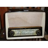 Ekco VHF/AM radio in bakelite case, model no. U319A