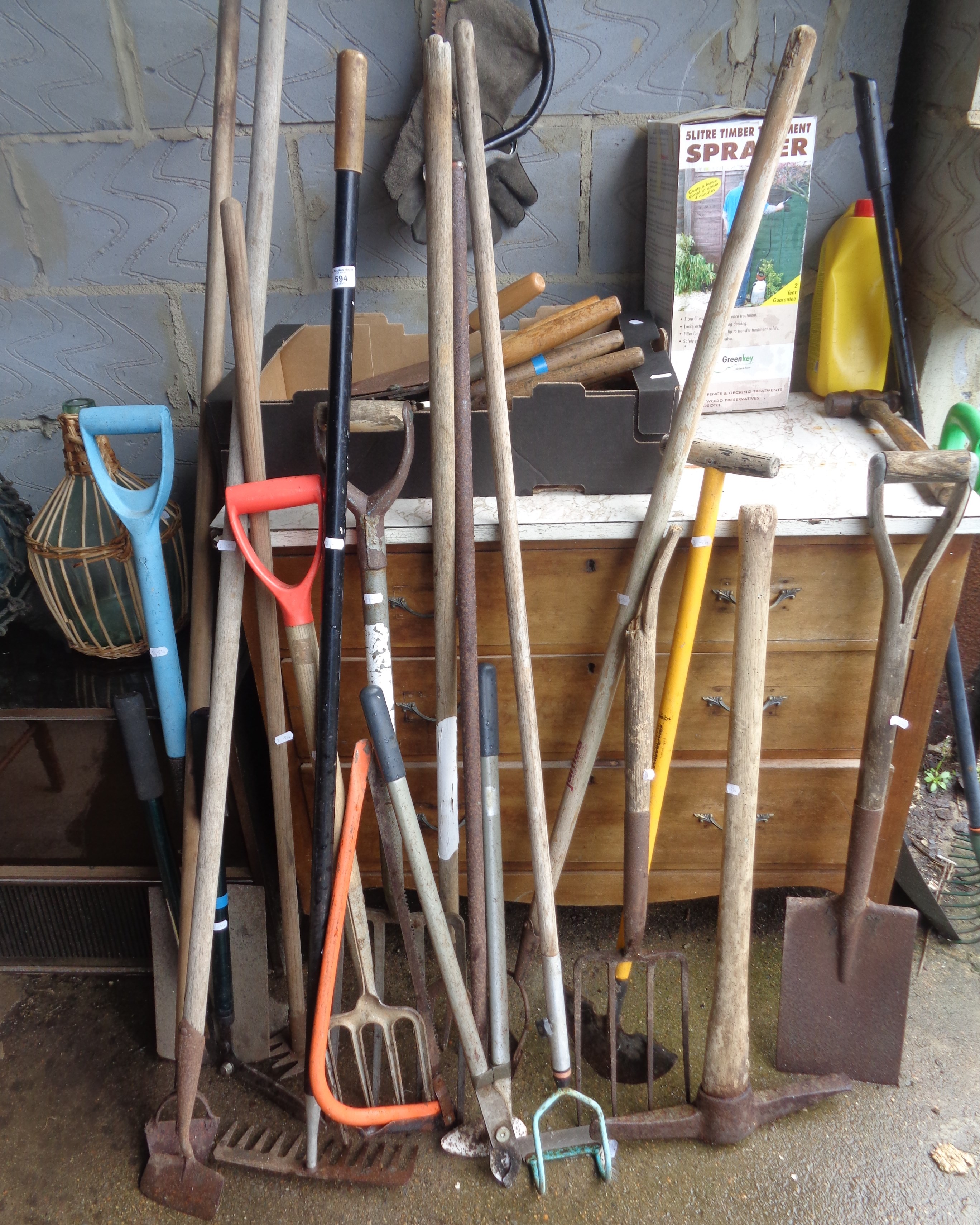 Large quantity of assorted gardening and building tools