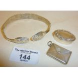 Arts & Crafts hand hammered silver upper arm bracelet or cuff armlet, hallmarked for London 1912,