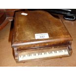 Mid century musical wooden smoker's cigarette or cigar box in the form of a grand piano, with