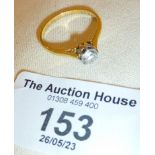 18ct gold and platinum 4mm diamond solitaire ring, approx. size N and weight 2.5g