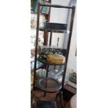 Three tier folding cakestand