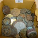 Good collection of various sports and commemorative medals and medallions - some bronze