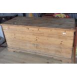 Large Victorian stripped pine blanket box
