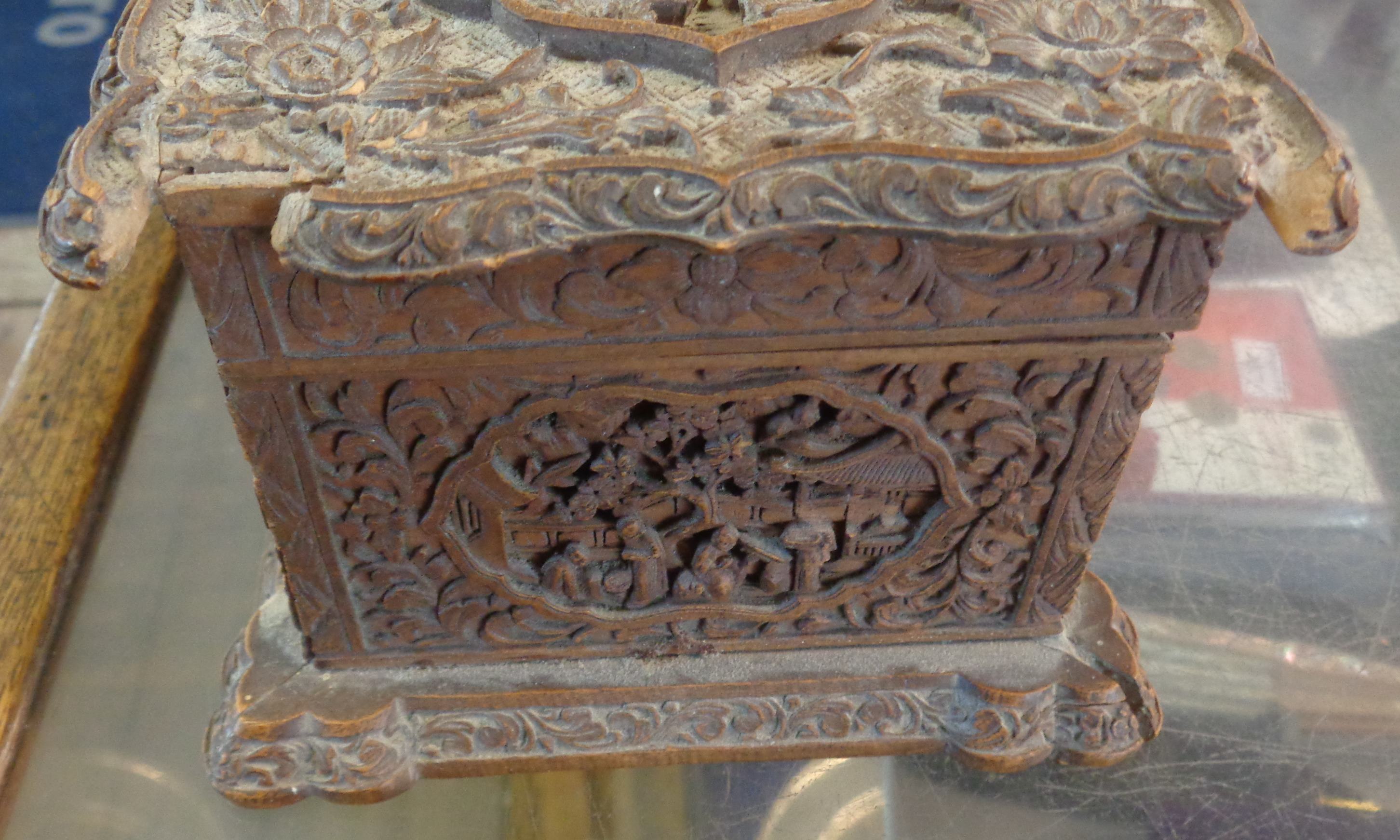 Chinese Canton carved wood casket - Image 4 of 6