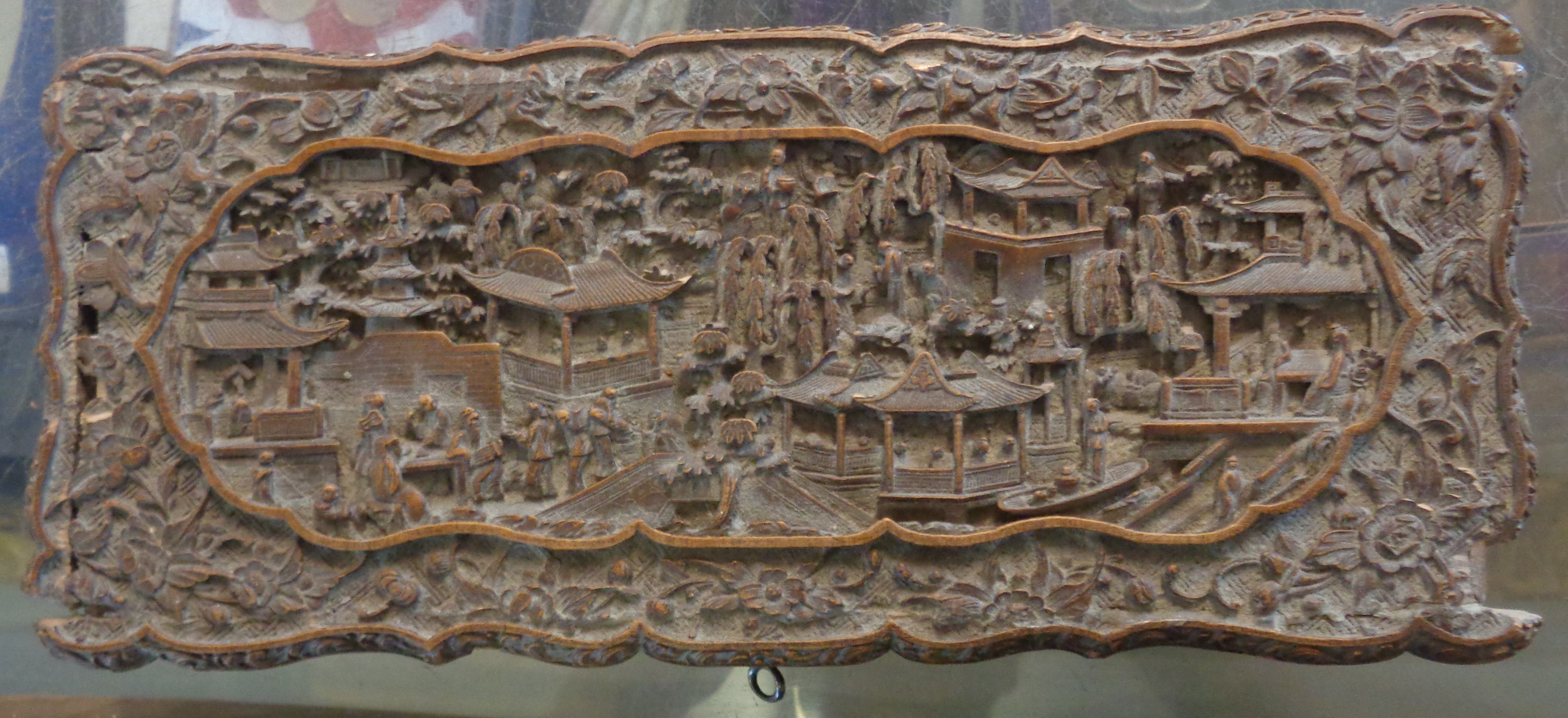 Chinese Canton carved wood casket - Image 3 of 6