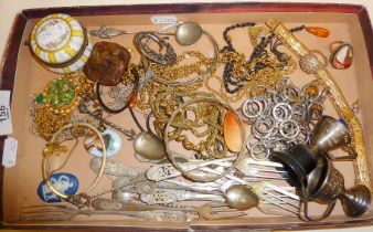 Silver forks (marked as 800), assorted vintage costume jewellery