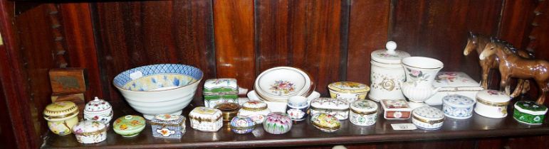 Del Prado and other porcelain pill boxes and other china (one shelf)
