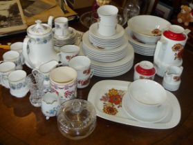 Mid-century Schirnding of Bavaria coffee set, a Paragon china tea set, etc.