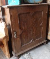 Victorian oak cupboard with single door