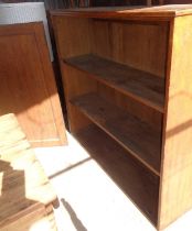 Oak bookshelves (with 2 doors unattached)
