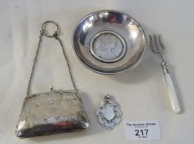 Edwardian silver purse, a Marie Theresia 1780 crown set in a silver dish, silver medallion and