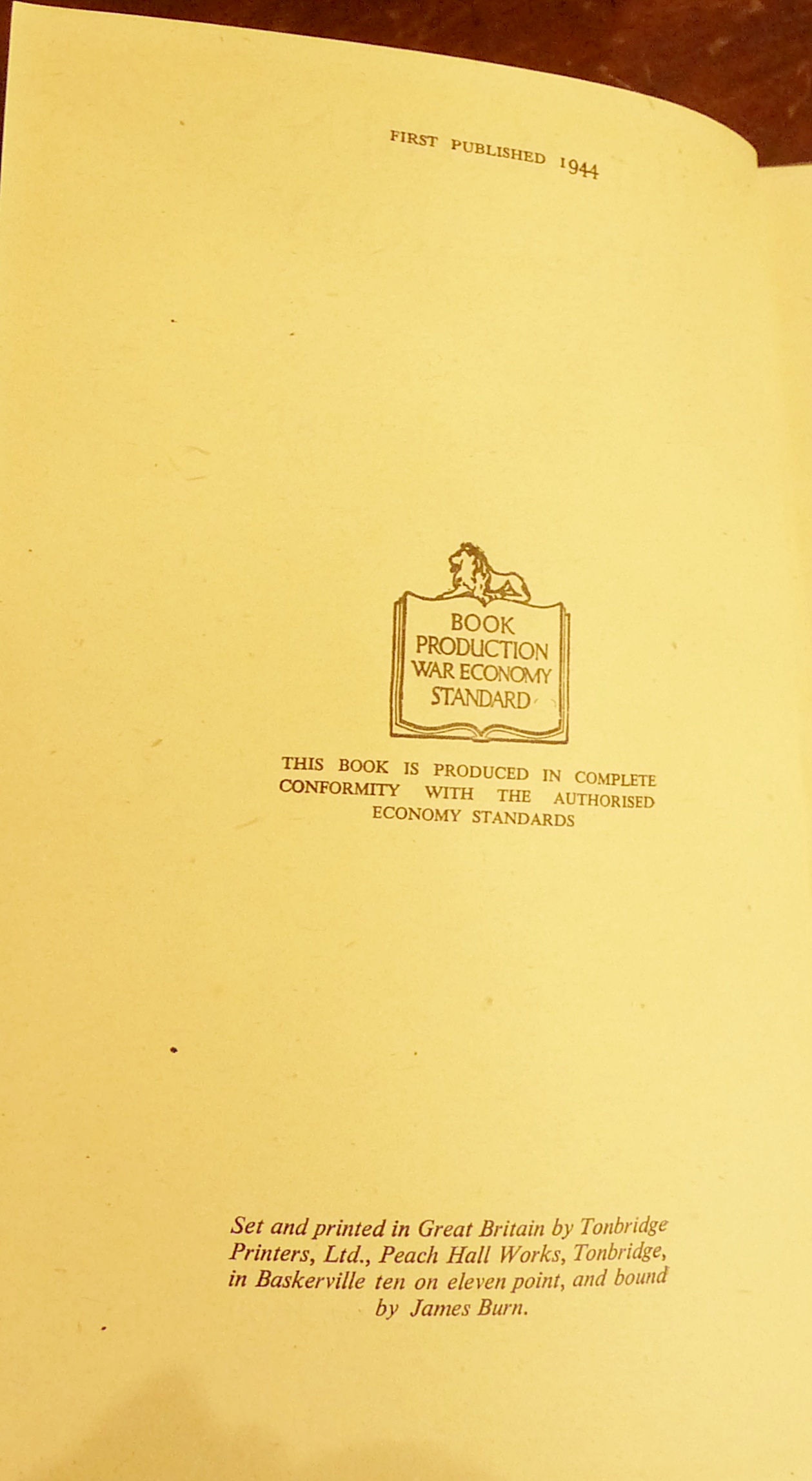 Roman Coins ..... by Harold Mattingly, 1st Edition 1928, pub. by Methuen & Co., dustwrapper and a - Image 4 of 4