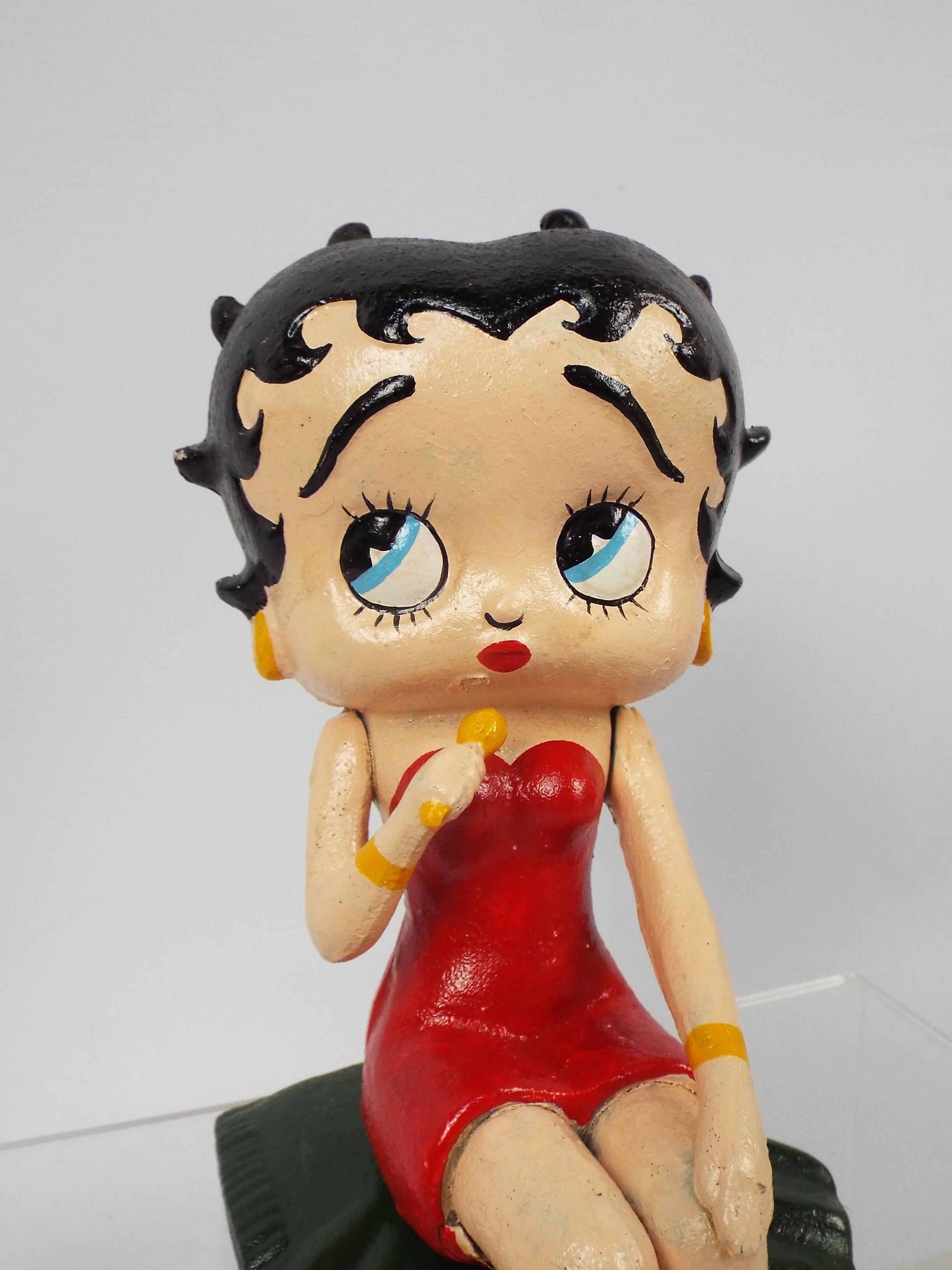 A cast iron, shelf sitting figure depicting Betty Boop singing, 28 cm (h), - Image 2 of 5
