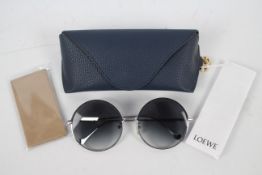 Unused Retail Stock - Chlo Loewe unisex sunglasses. Frame material metal and plastic.