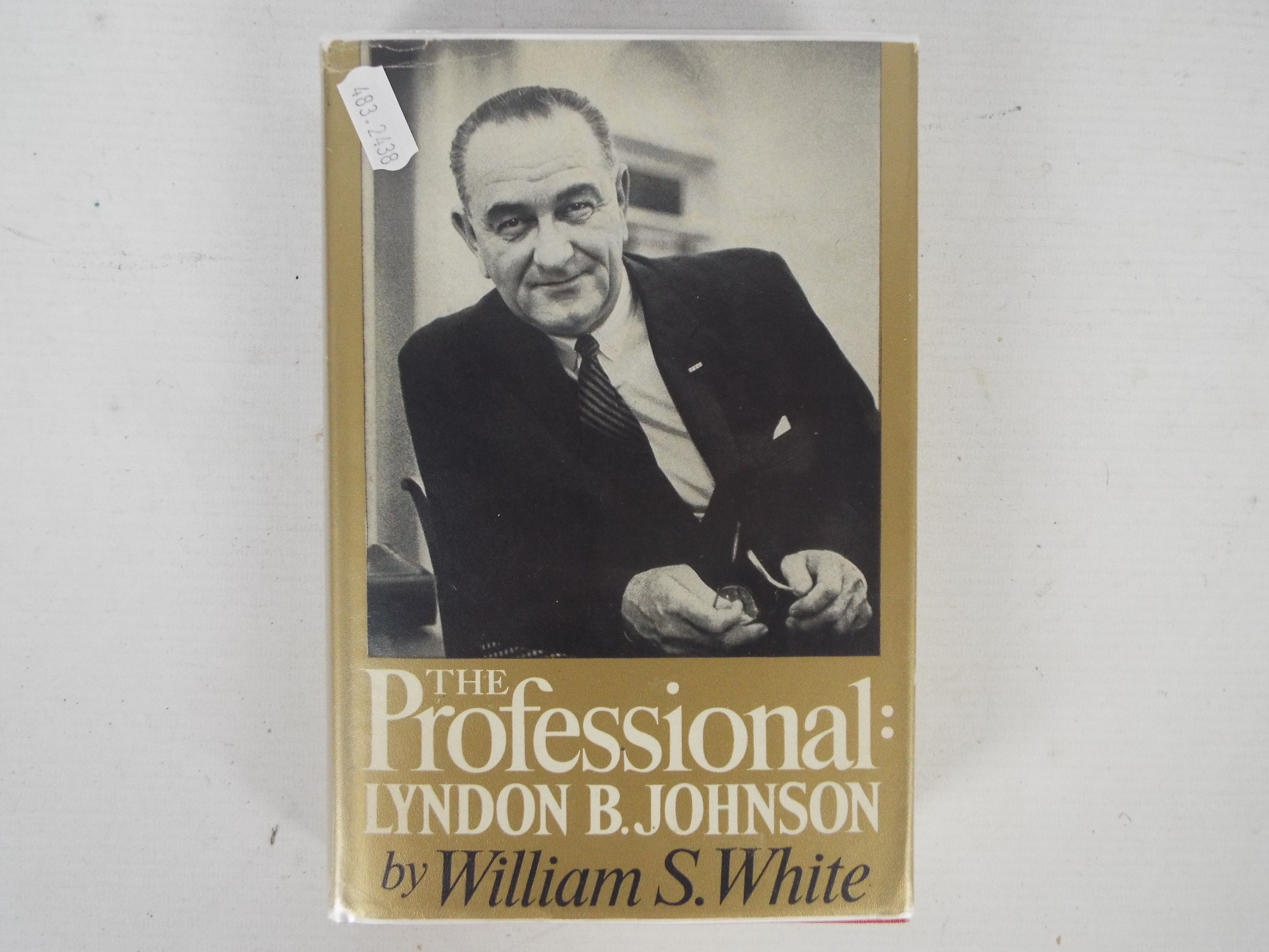 White, William S - The Professional: Lyn
