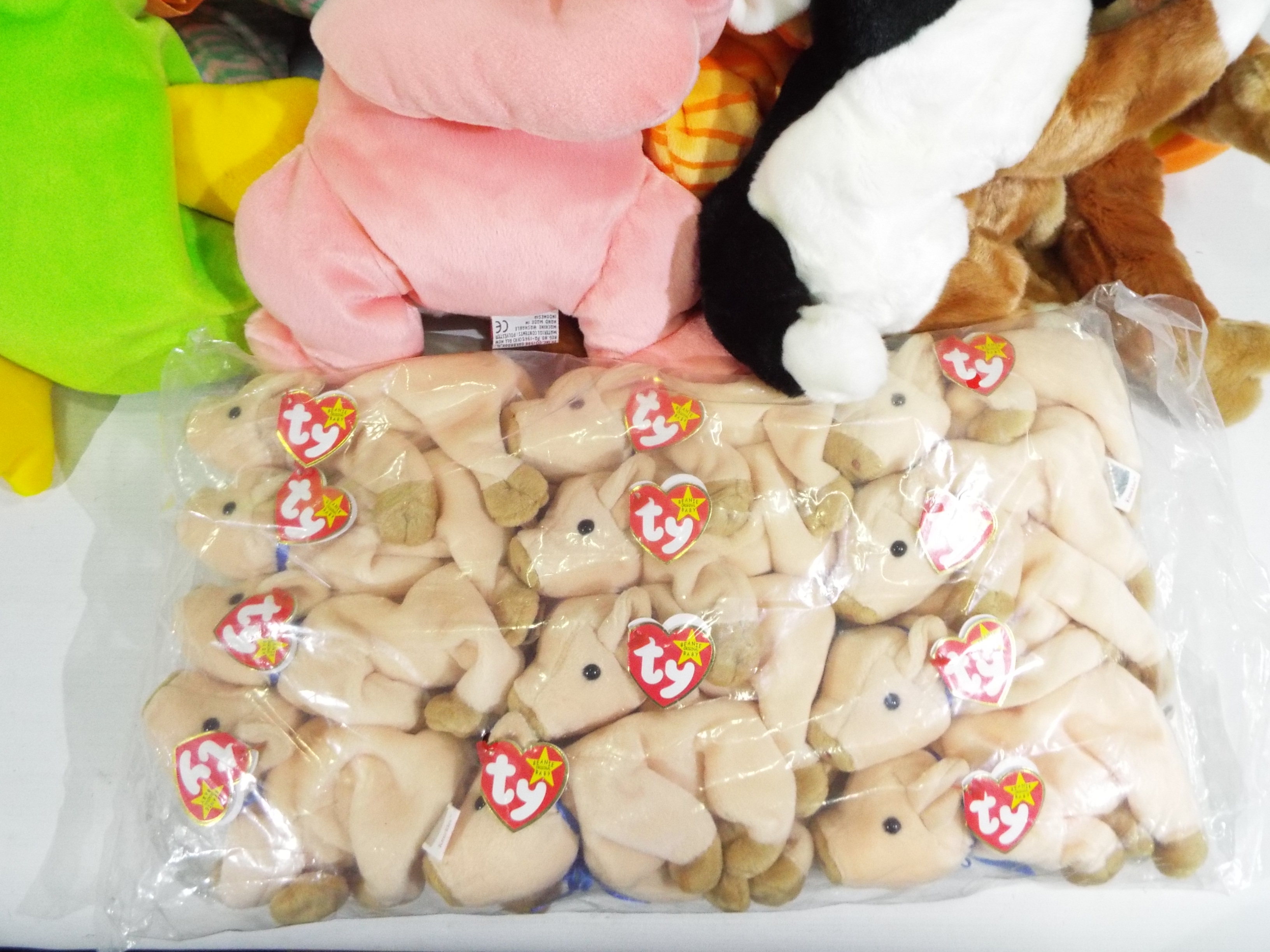 Ty Beanie - 12 x sealed Beanie Babies, 3 x Beanie Buddies, - Image 2 of 3