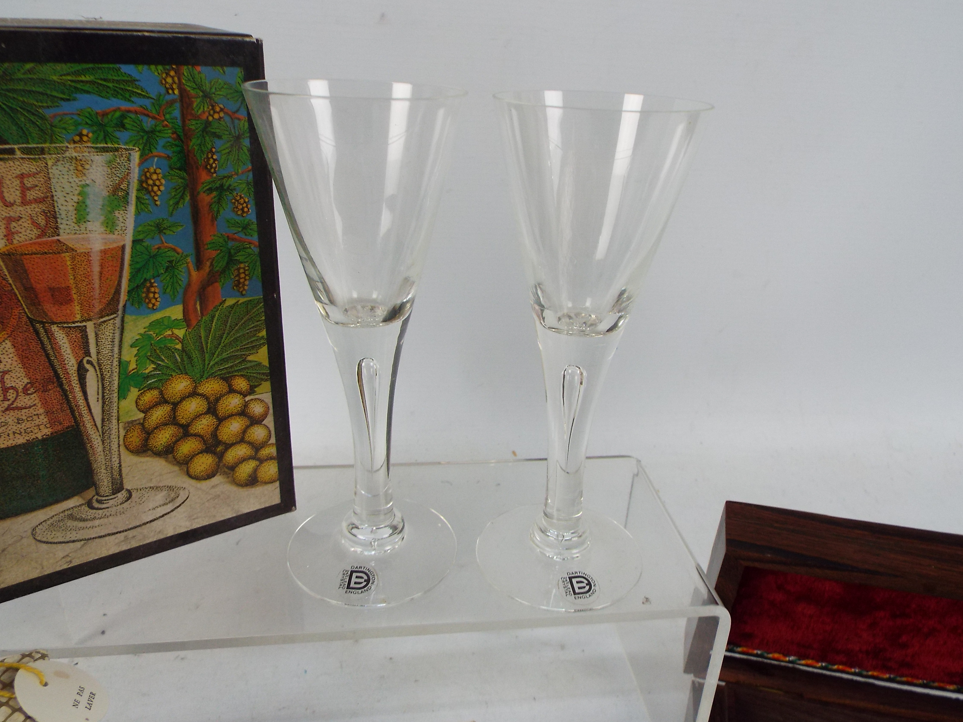 Lot to include glassware, trinket box, m - Image 4 of 8