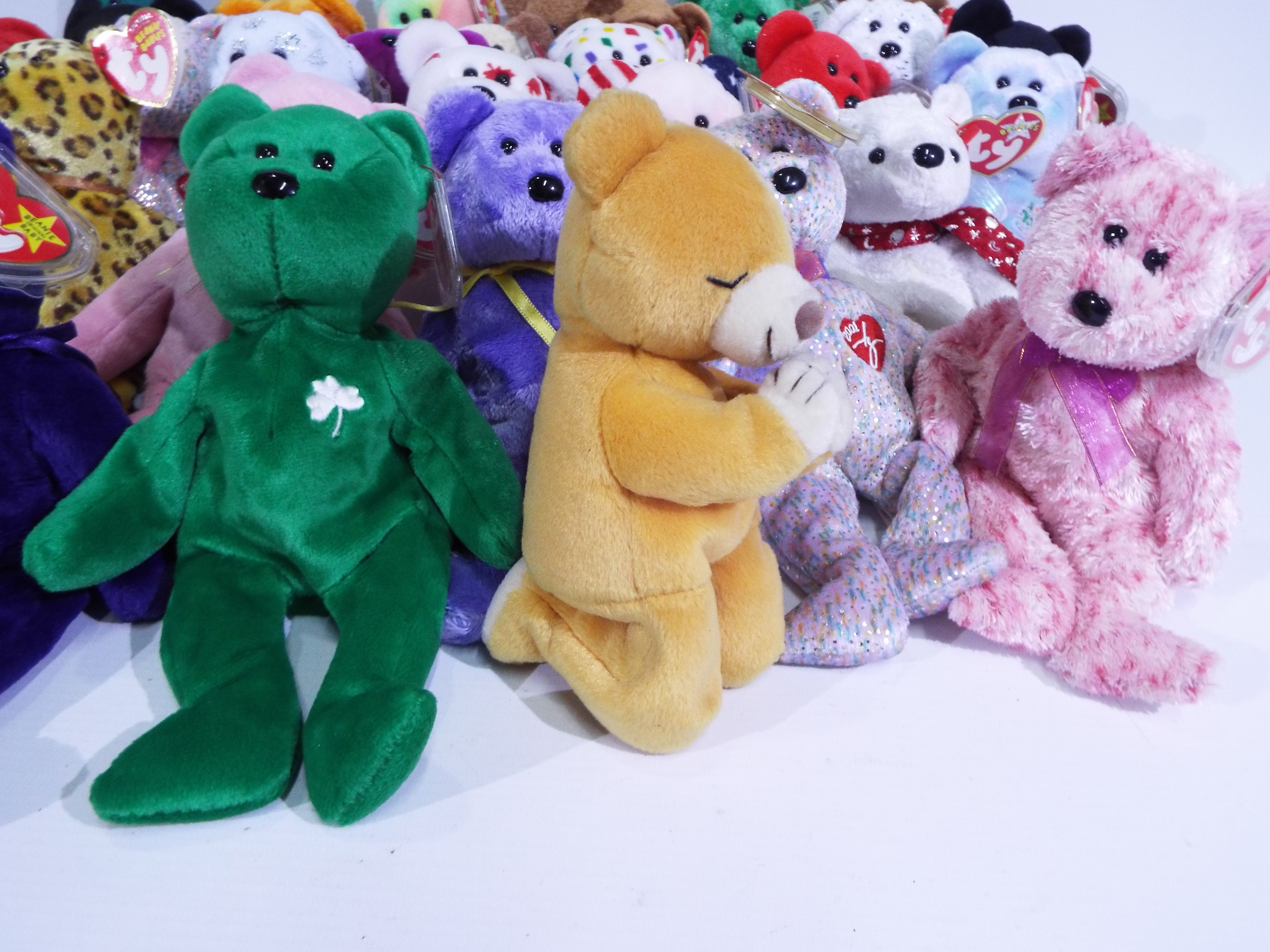 Ty Beanie - 30 x Beanie Baby bears - Lot includes a 'Millenium' bear, a 'Celebrations' bear, - Image 3 of 5