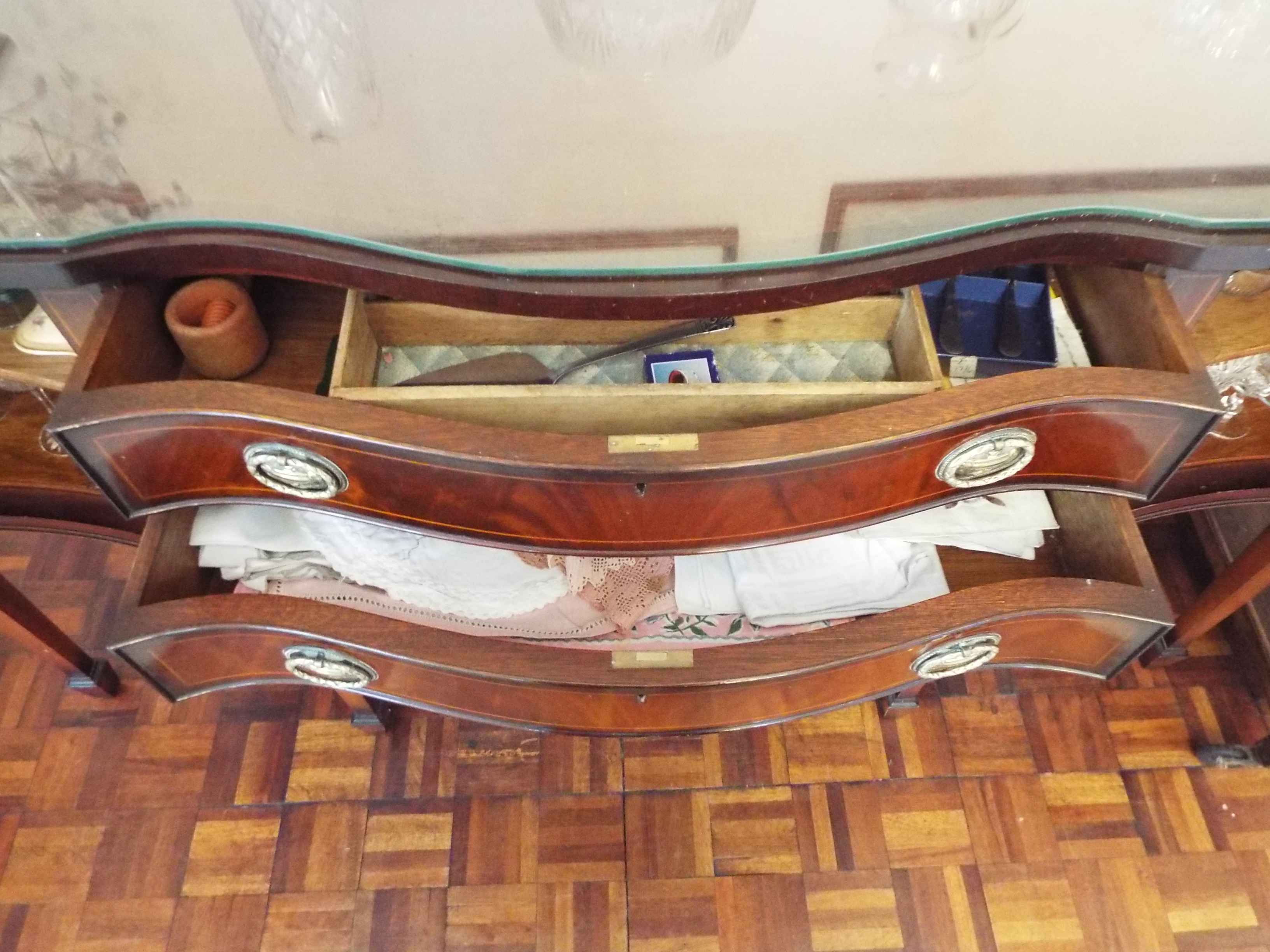 A sideboard having twin drawers flanked by single door cupboards with protective glass top, - Image 3 of 5