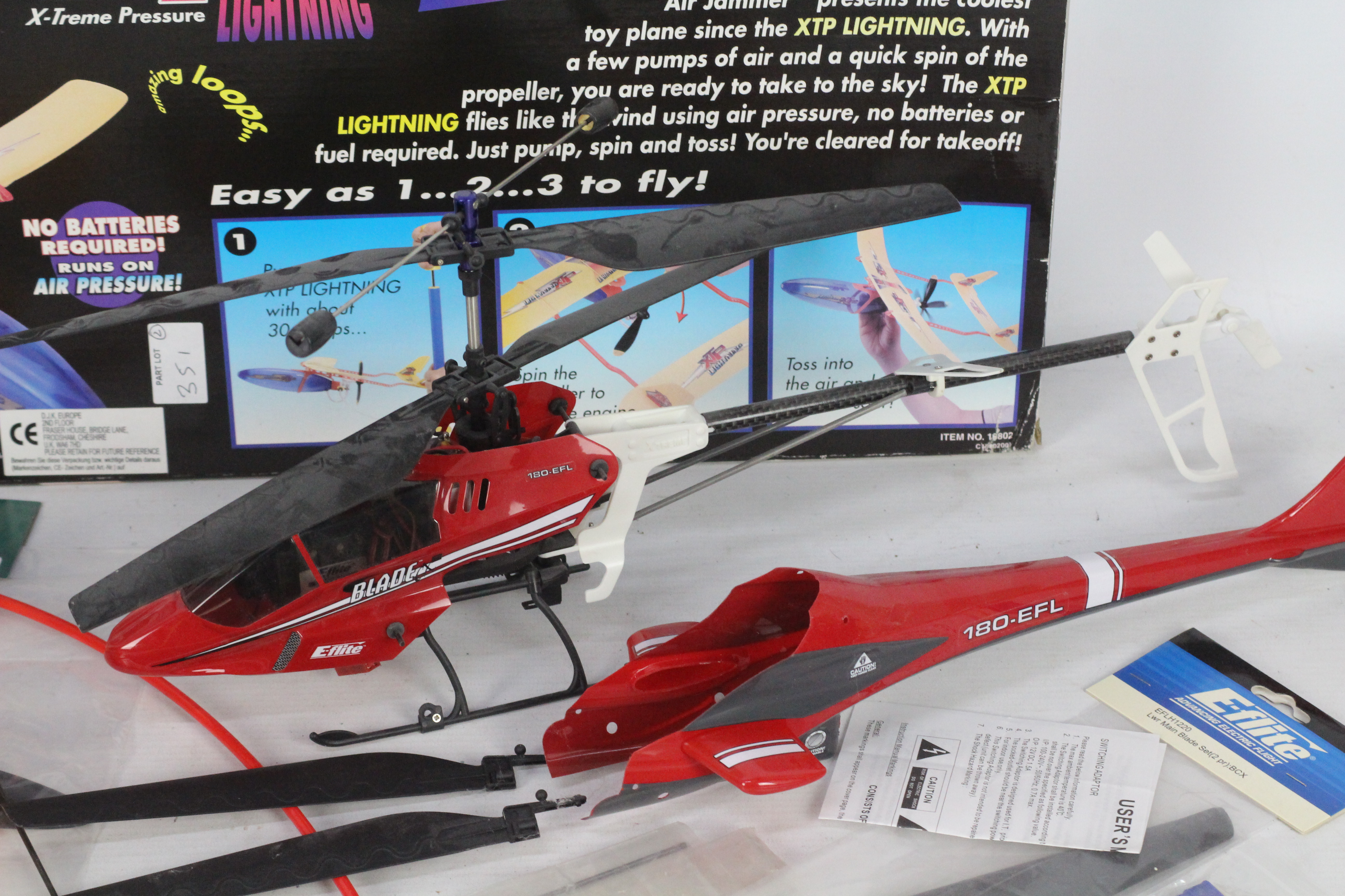 A mixed lot to contain an E-flite blade cx2 helicopter, 2 Parkzone 3-blade propellers, - Image 2 of 4