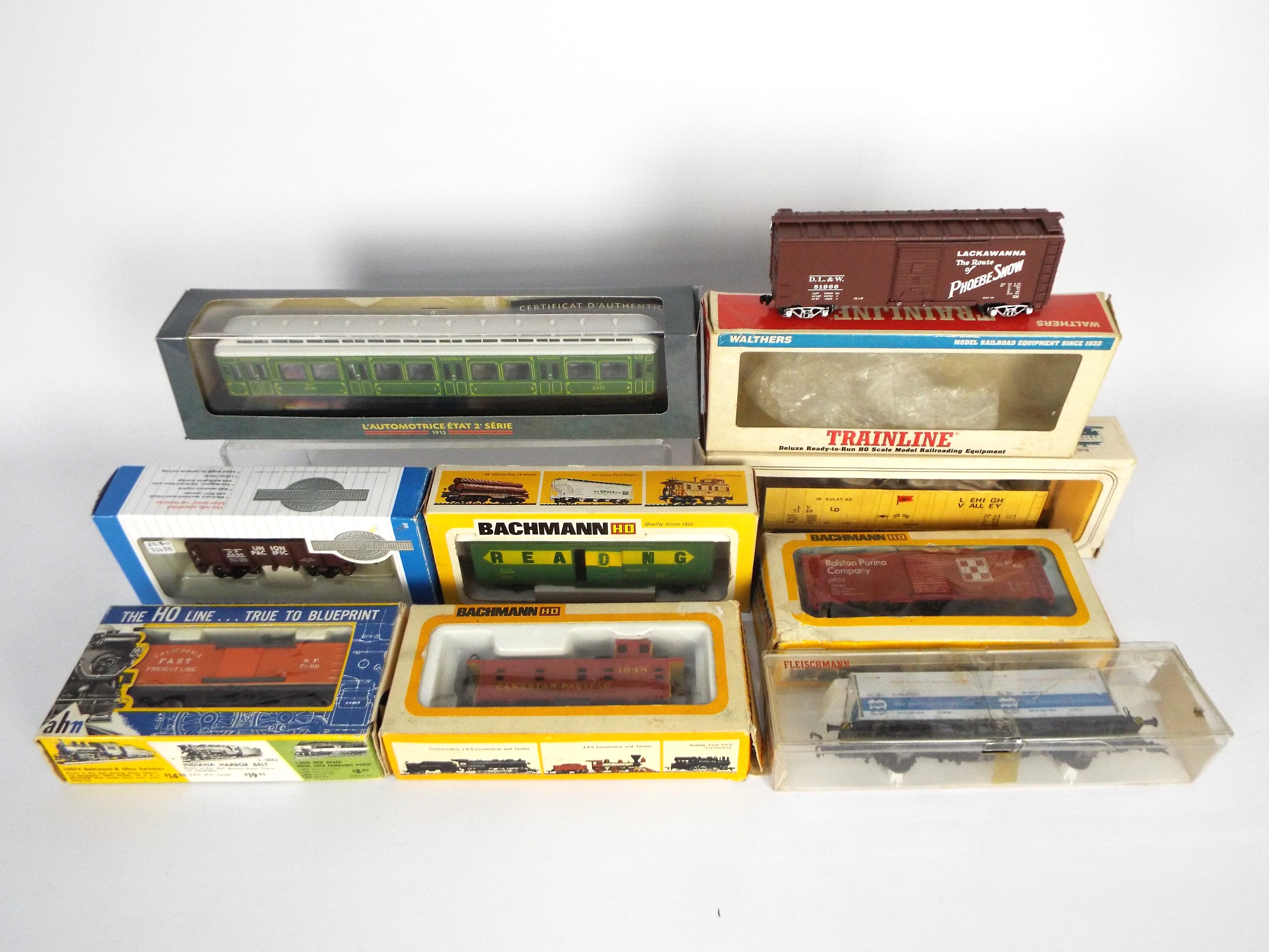 Bachmann - Fleischmann - Walthers - AHM - 9 x boxed HO gauge models including # 18601 Union Pacific