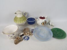 Mixed ceramics and glassware to include a Denby Burlington (green colourway) coffee pot,
