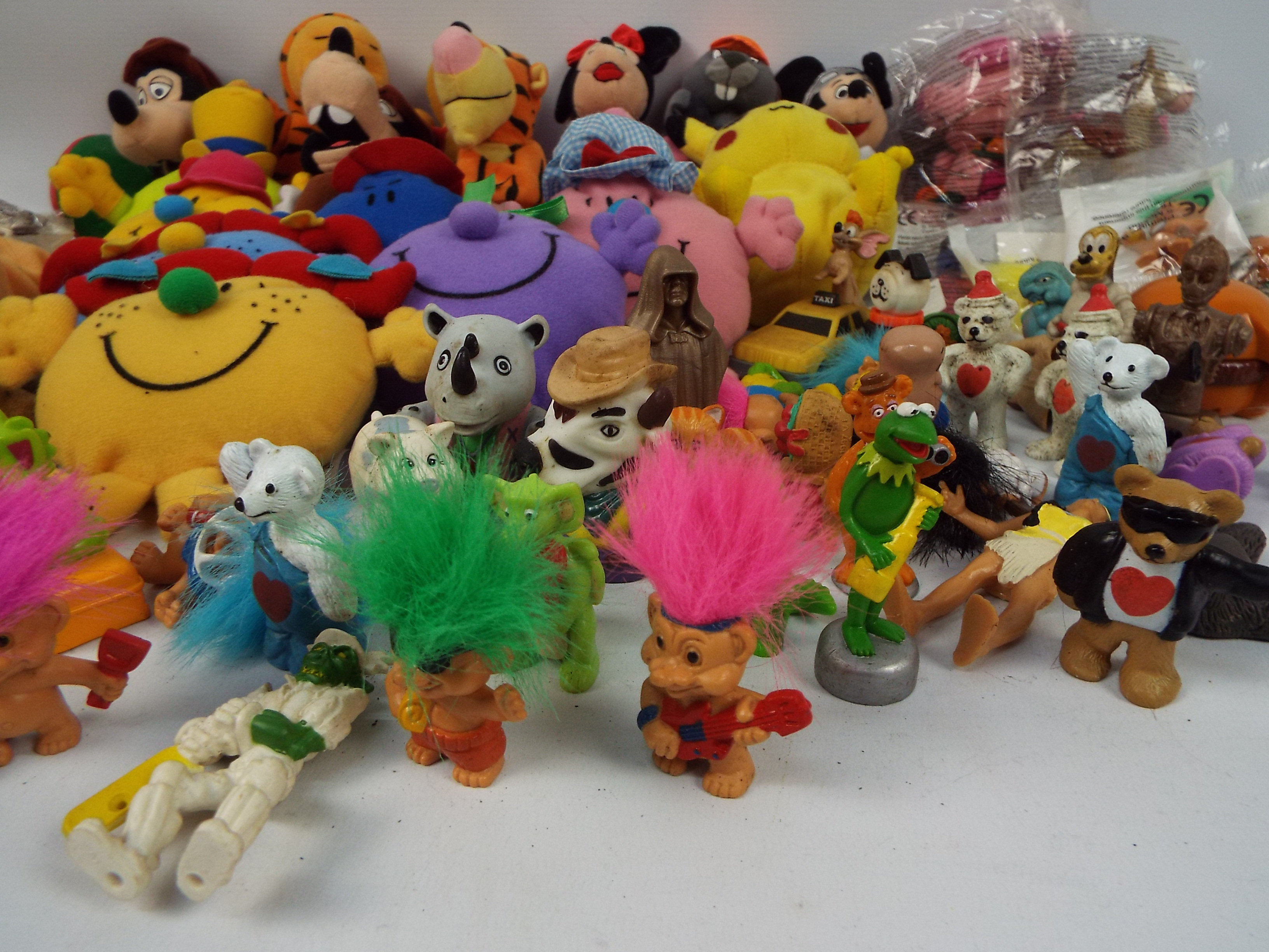 A quantity of soft toys, McDonalds toys and other. - Image 4 of 5