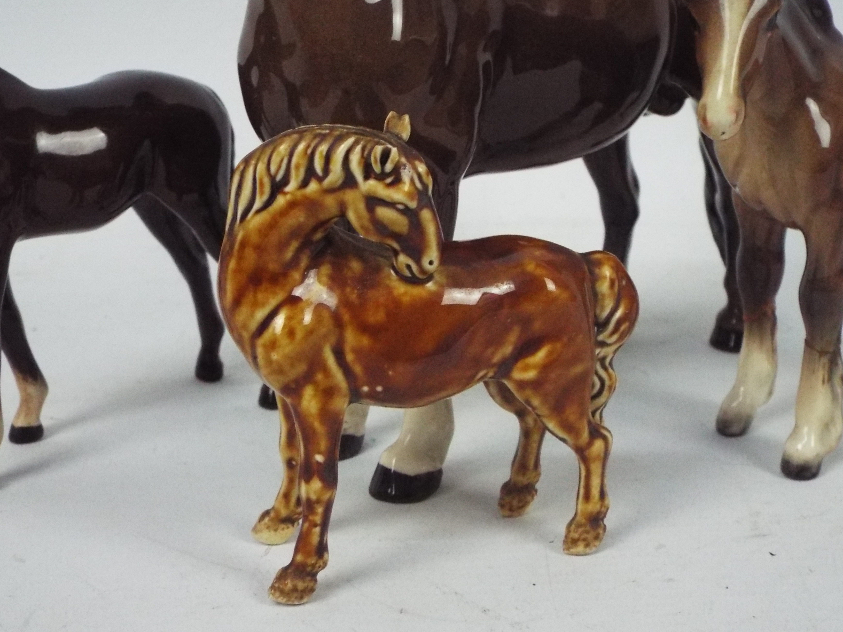 Beswick and similar horse figures, large - Image 2 of 5