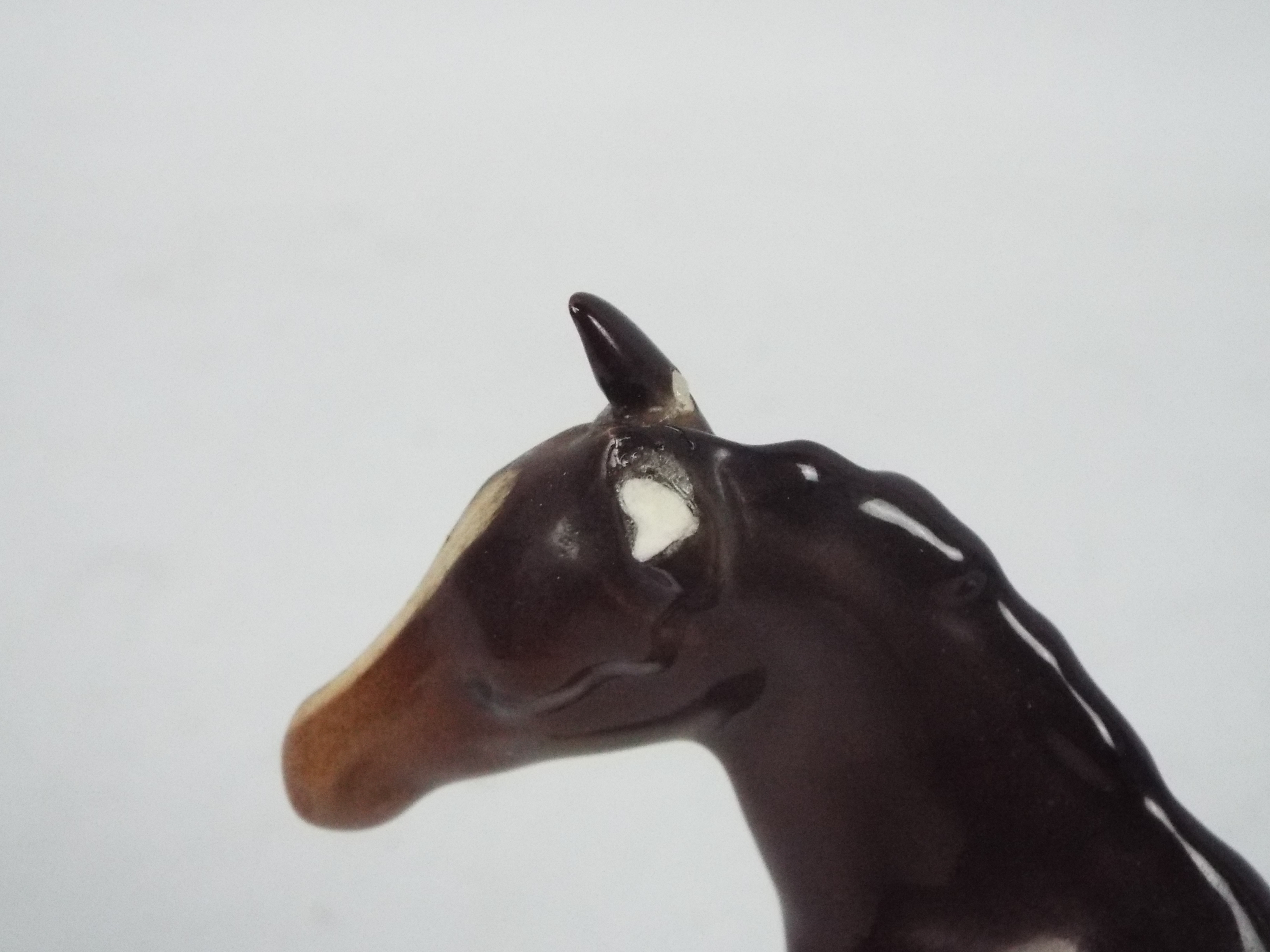 Beswick and similar horse figures, large - Image 5 of 5