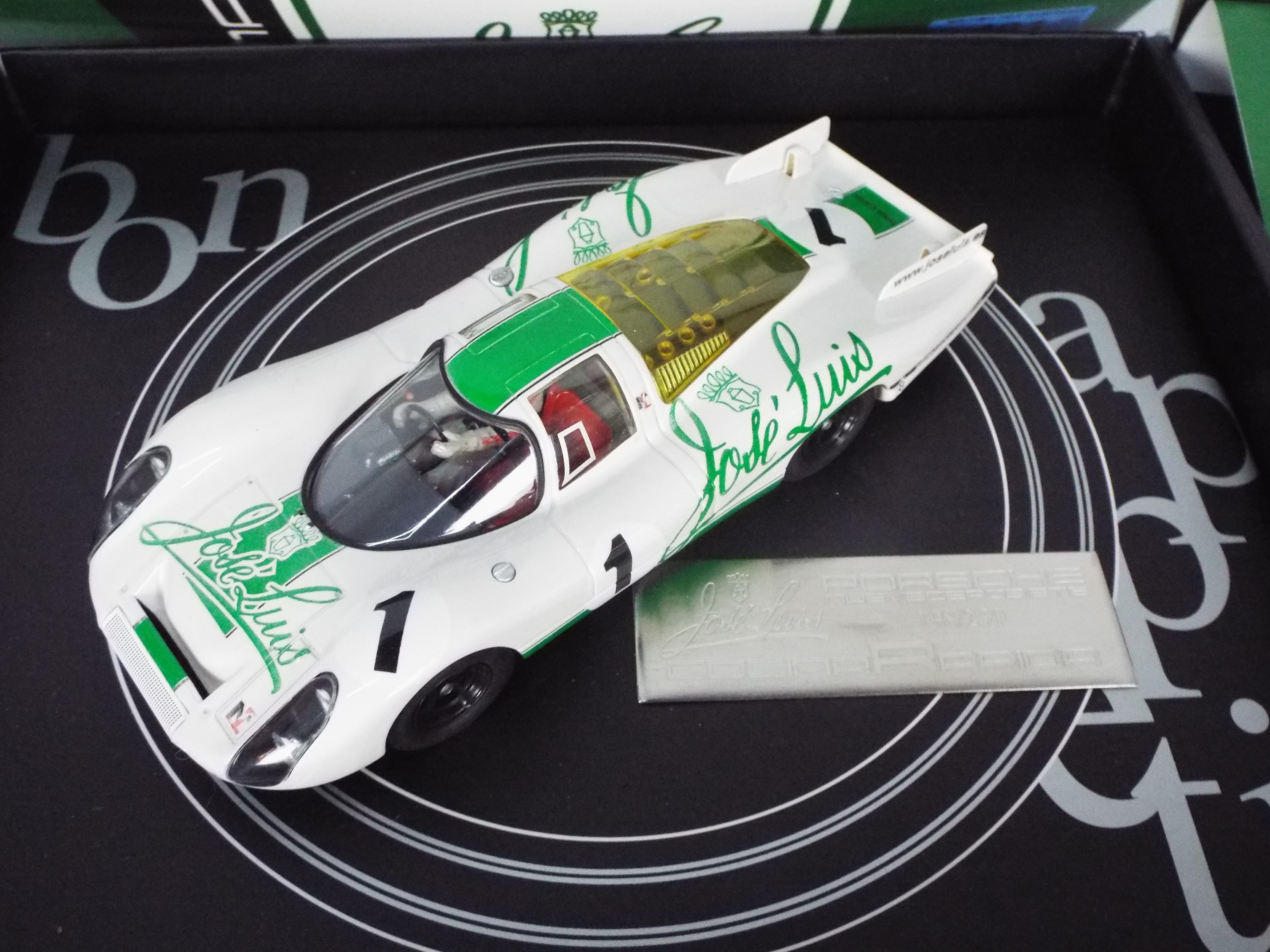 Slot Racing Company - a 1:32 scale SRC Porsche Neuvecerosiette Jose Luis in display box issued in - Image 2 of 6