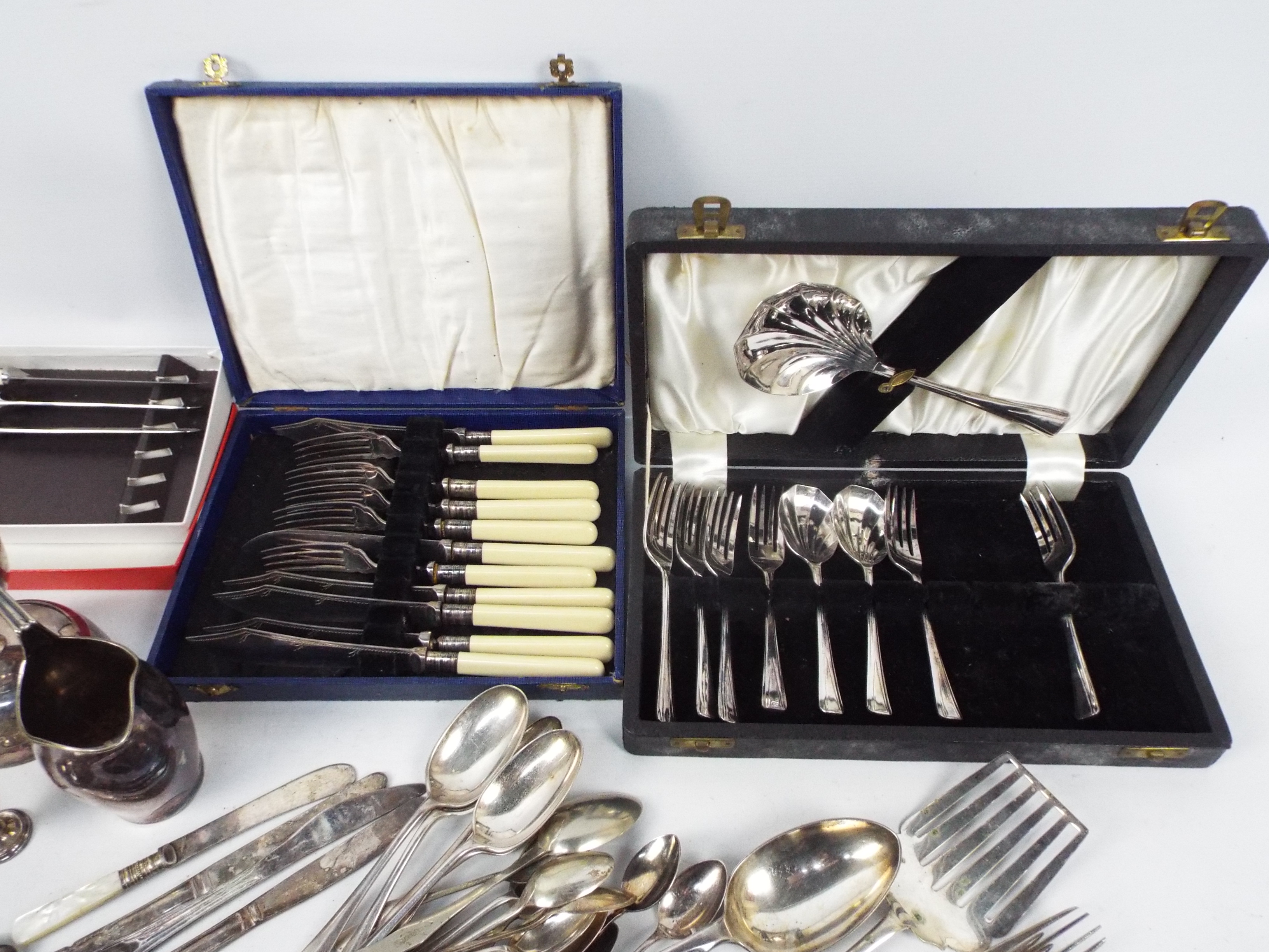 A collection of plated ware, part cased and a single Russian silver coffee spoon, - Image 4 of 4