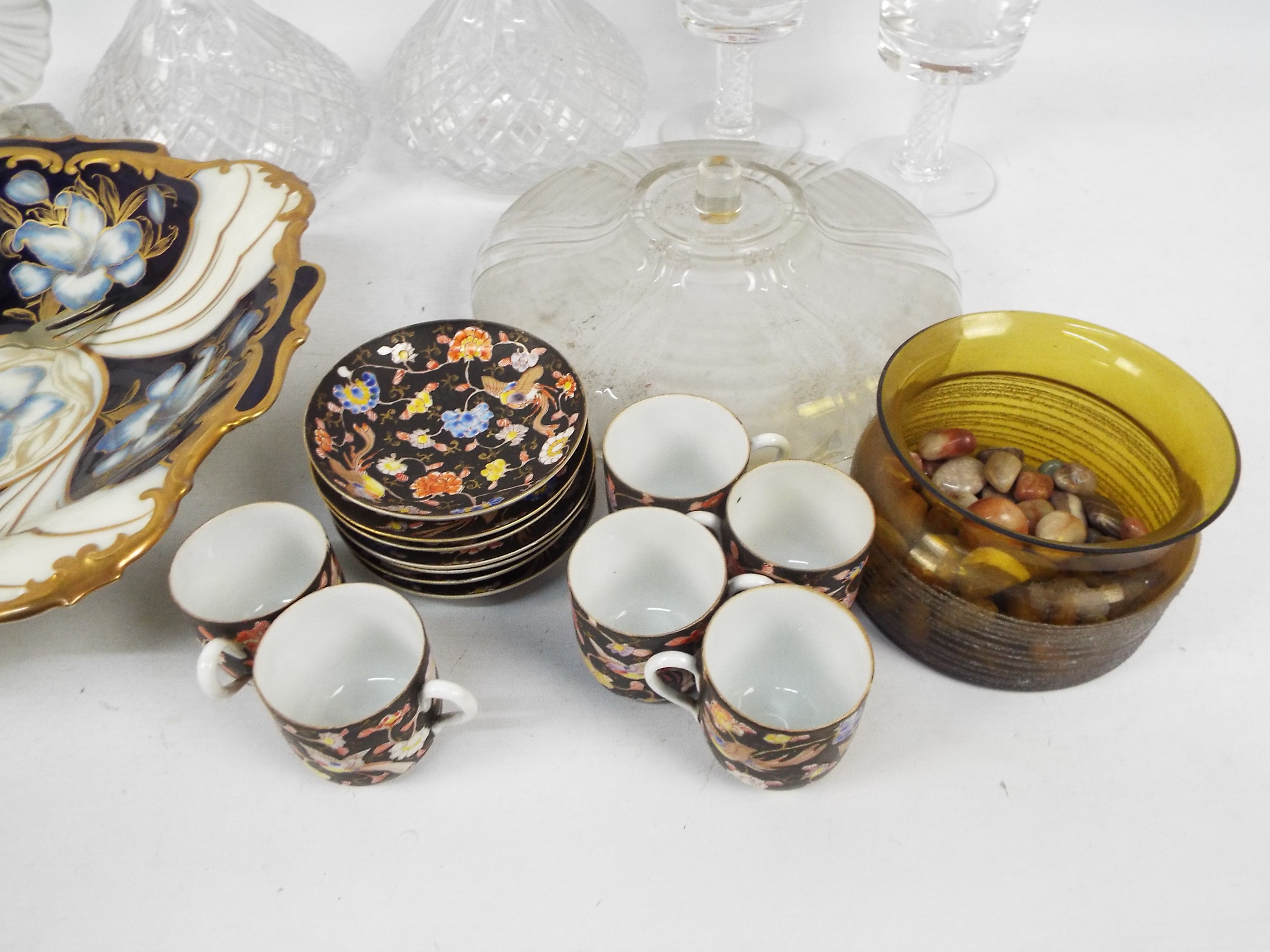 Mixed ceramics and glassware to include - Image 3 of 6