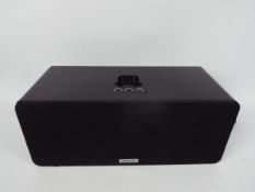 I Want It Speaker & docking station - IW900 wireless speaker for IPhone / IPod.