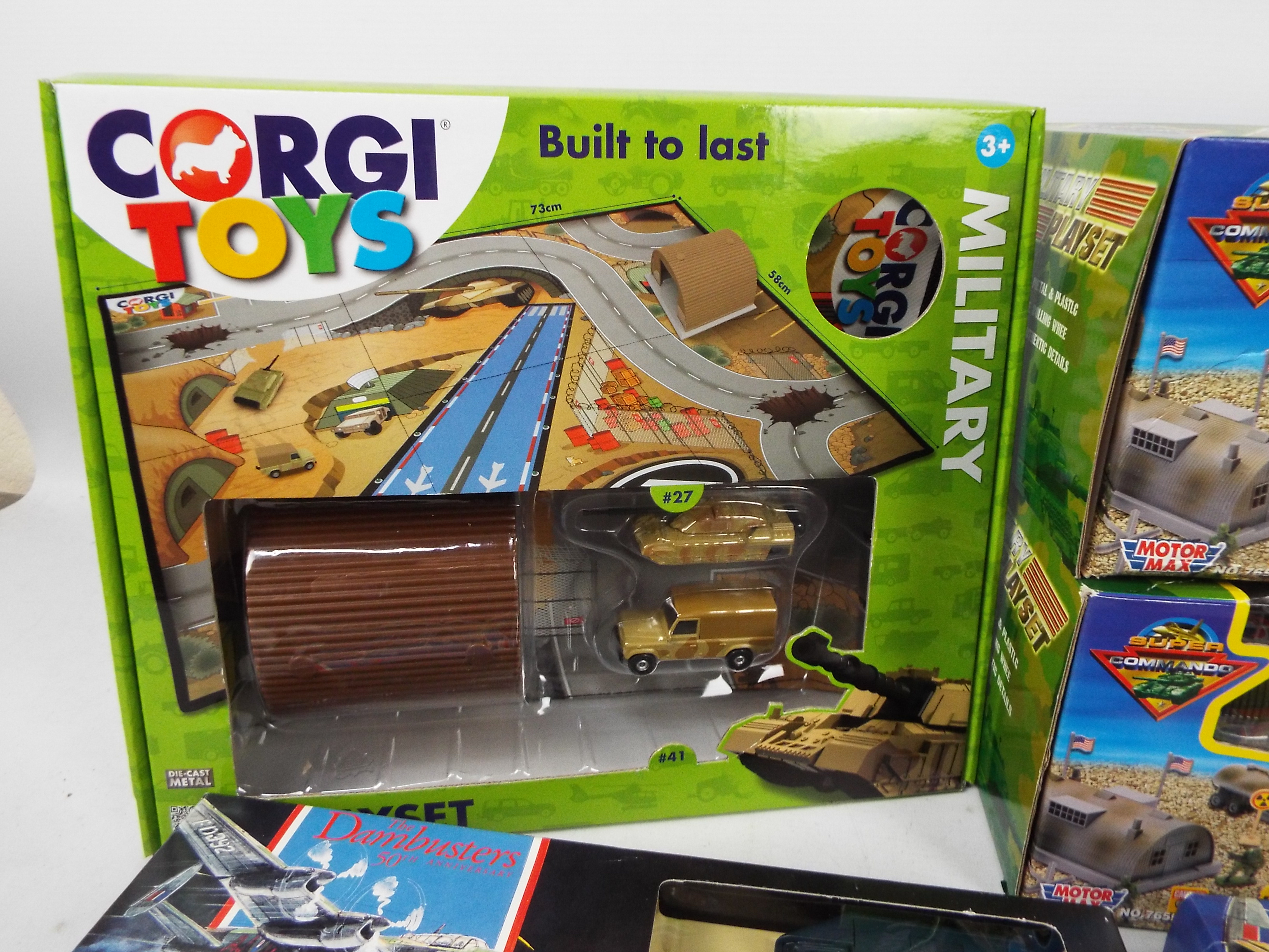 Corgi, Others - A mixed lot of diecast. - Image 3 of 4