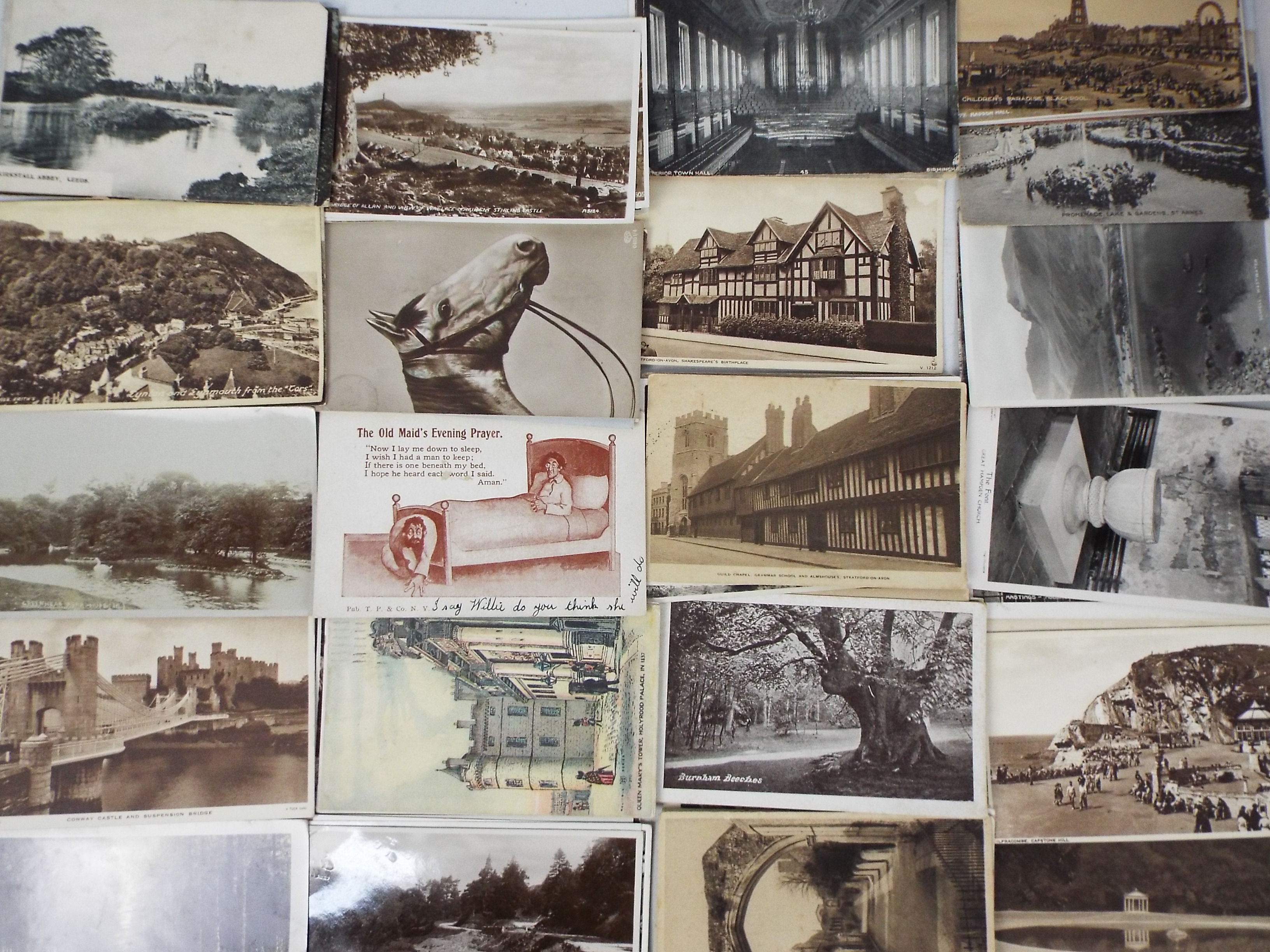 Deltiology - In excess of 500 mainly early period cards covering the UK and some subjects. - Image 4 of 4