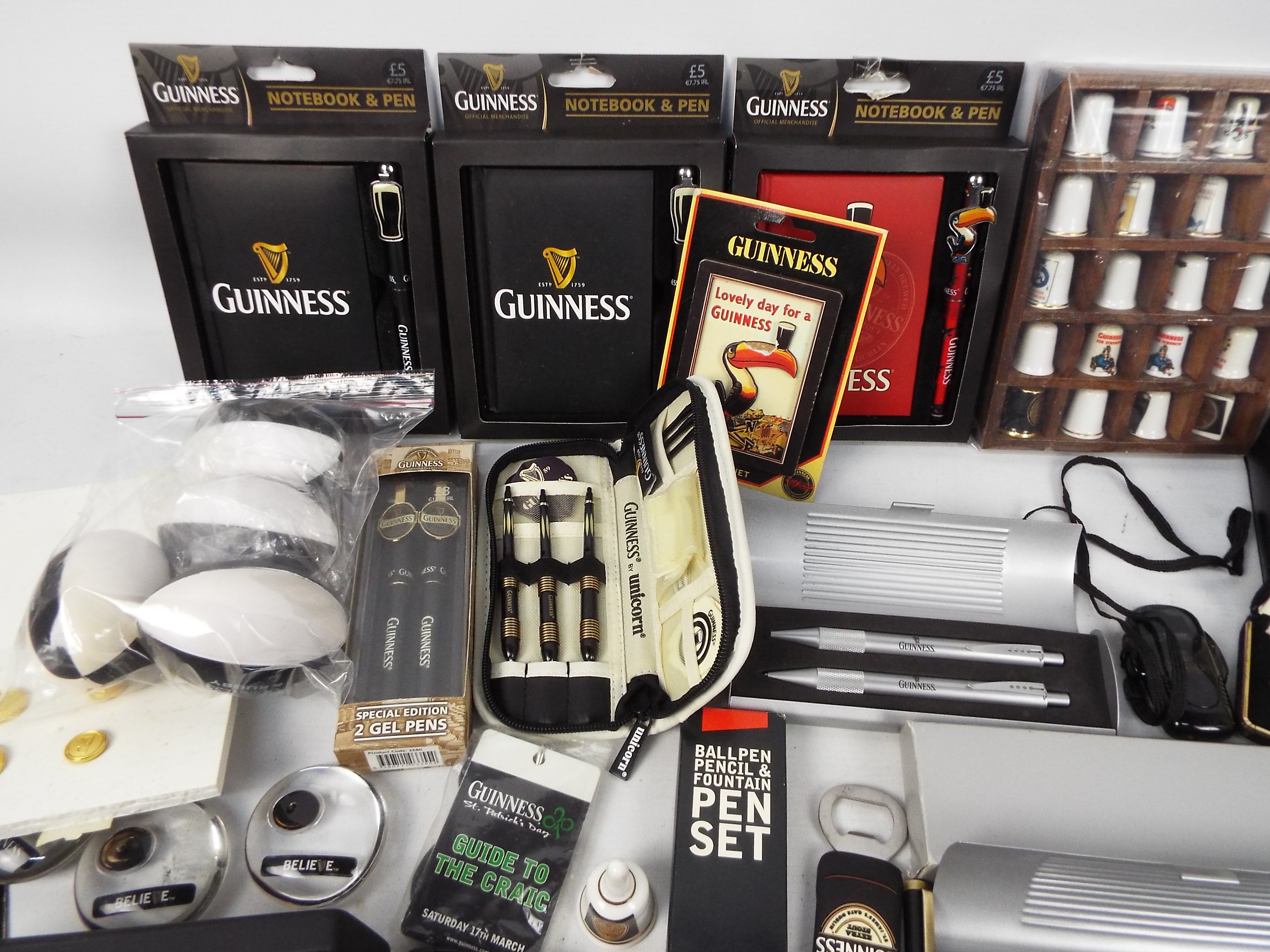 Guinness - Mixed Guinness branded collectables to include pens / pen sets, cufflinks, thimbles, - Image 2 of 5