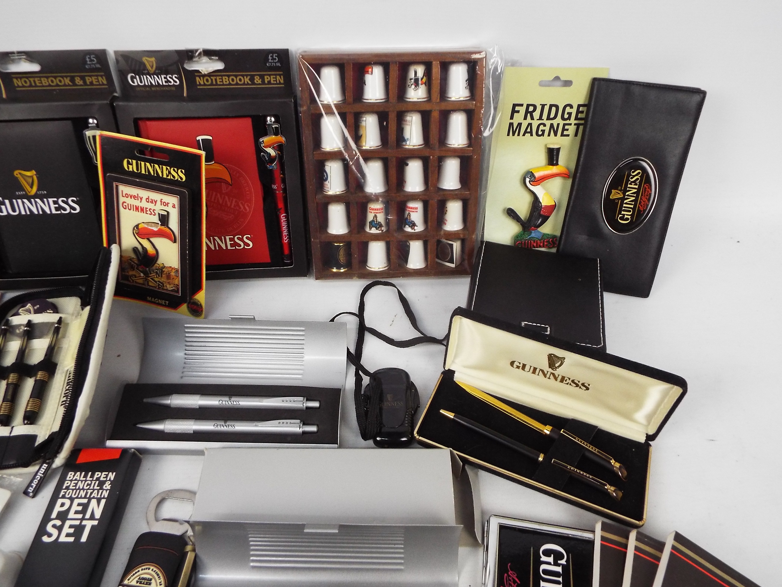 Guinness - Mixed Guinness branded collectables to include pens / pen sets, cufflinks, thimbles, - Image 3 of 5