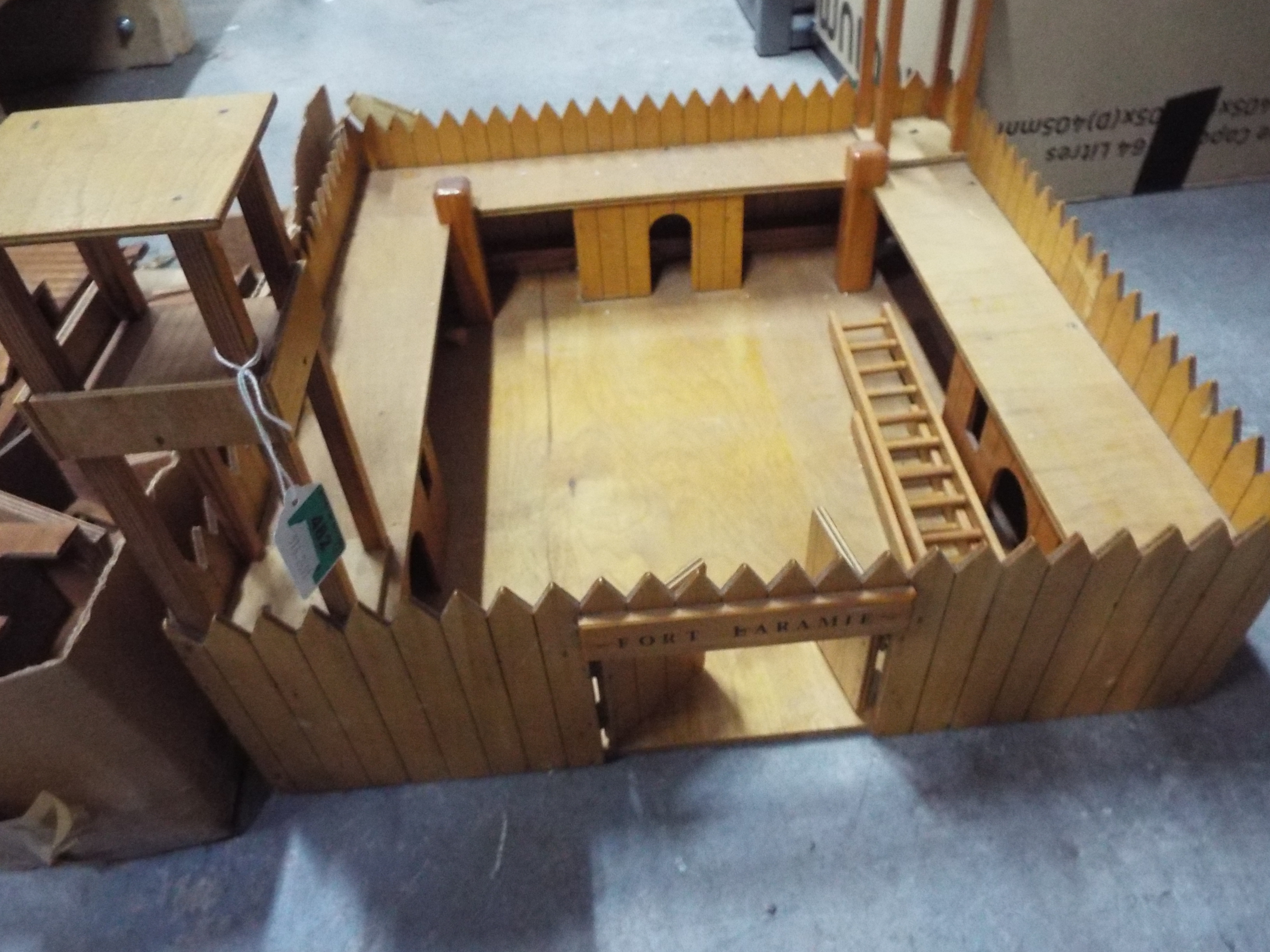 A wooden Fort Laramie playset and a furt - Image 3 of 3