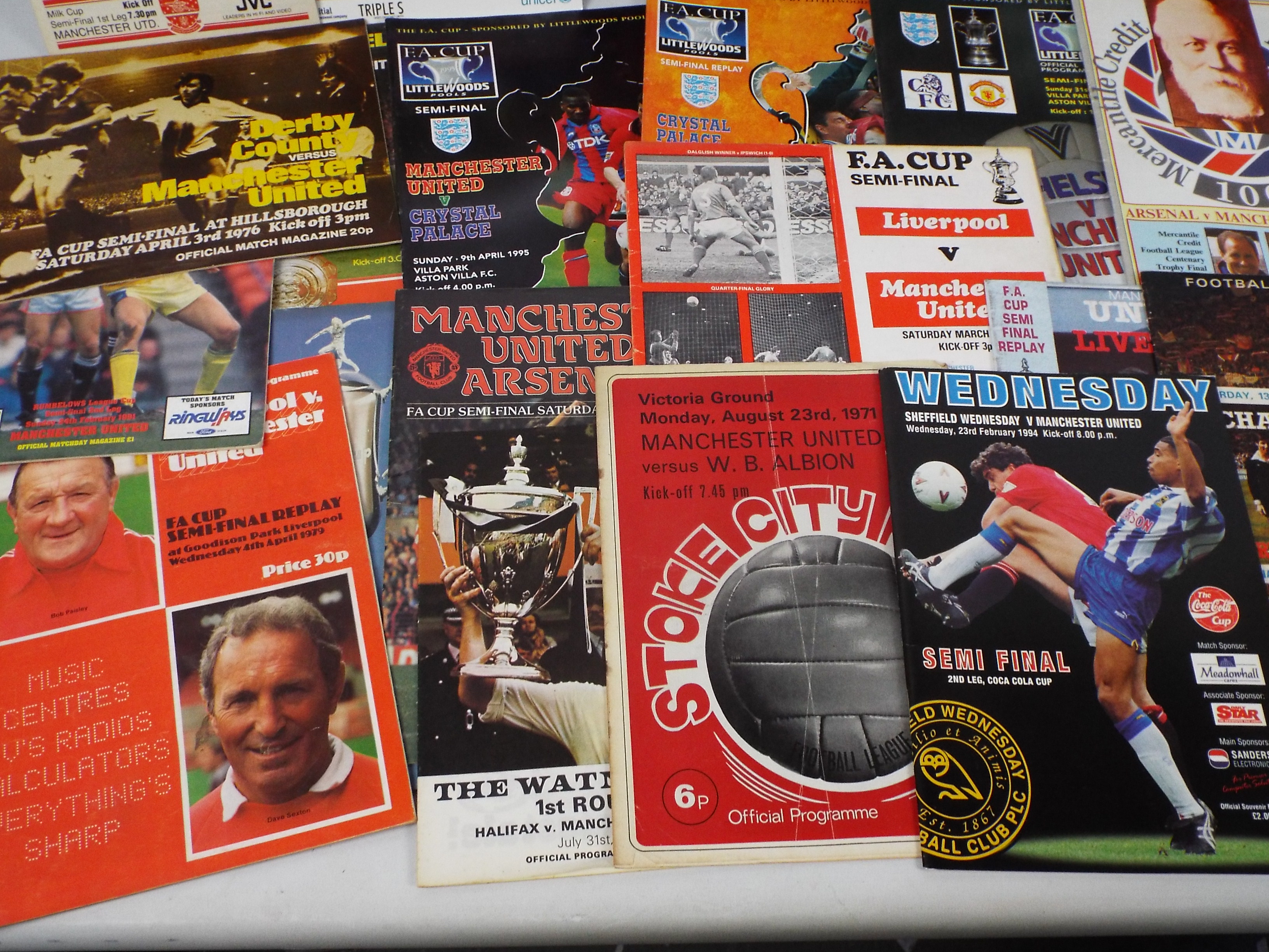 Football Programmes, A large selection o - Image 4 of 5