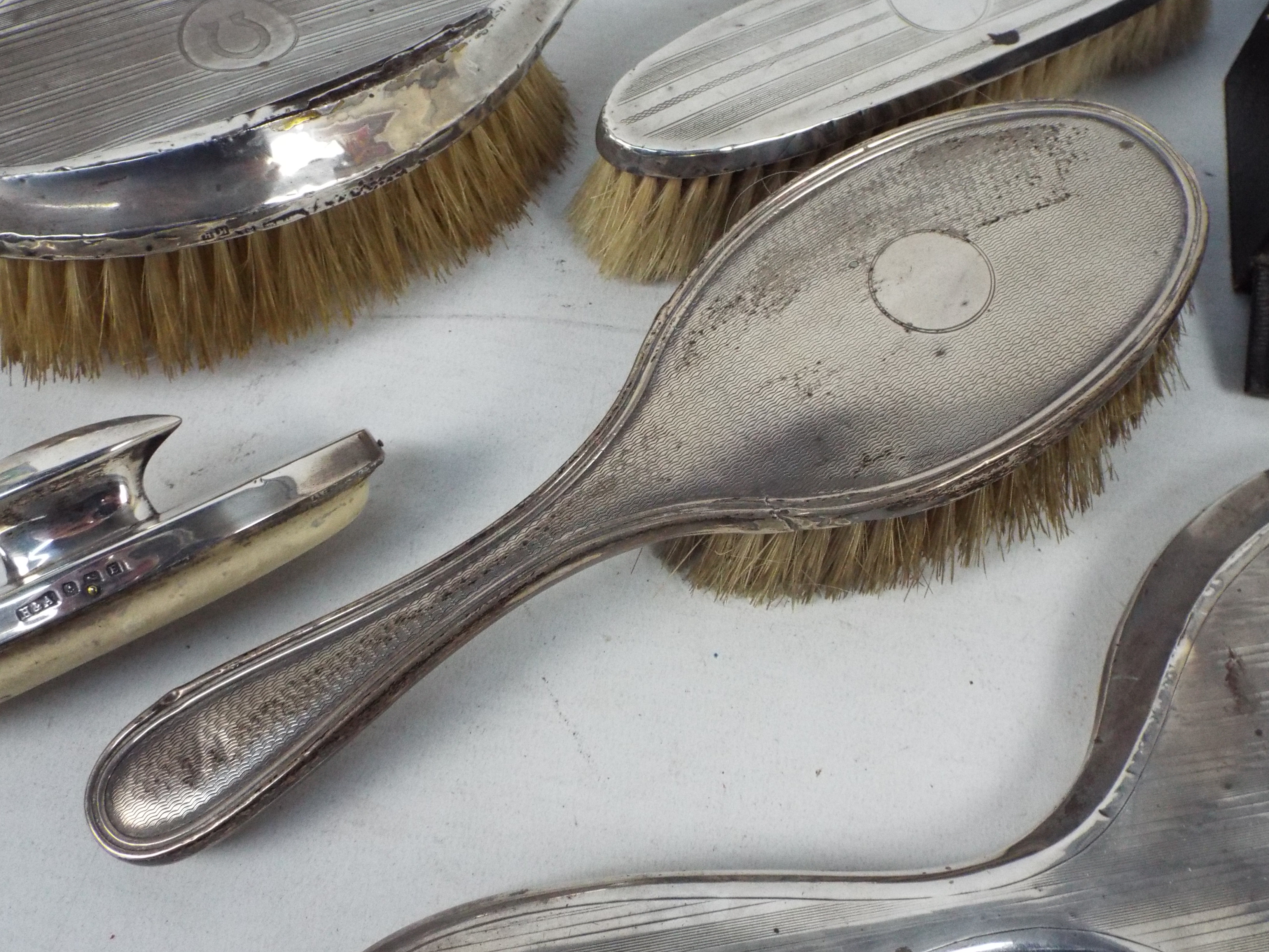 A collection of silver mounted dressing table items, - Image 5 of 8