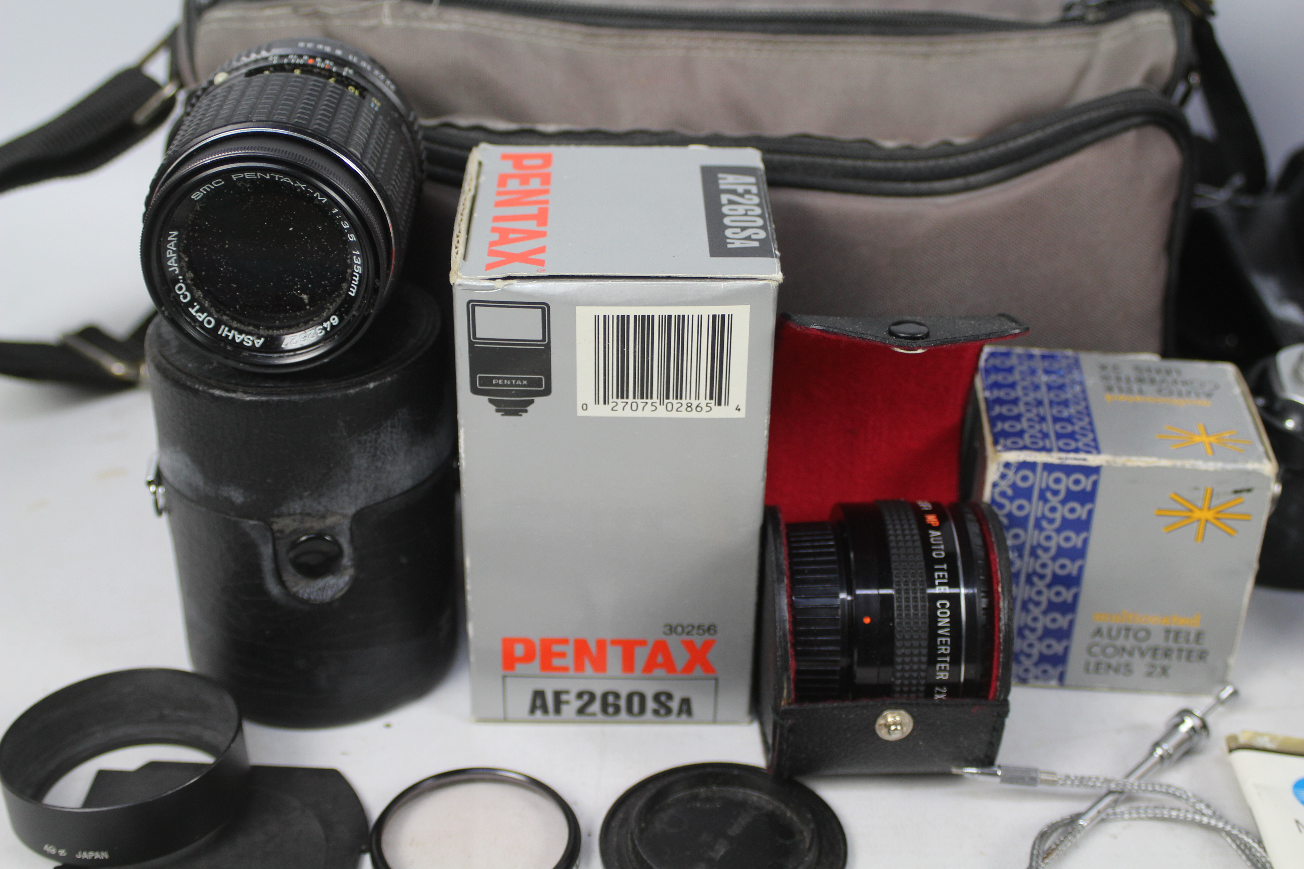 Photography - Two camera bags containing cameras and accessories to include a Pentax ME Super with - Image 3 of 5