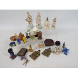 A mixed lot of collectables to include treen, ceramics, glass and similar.