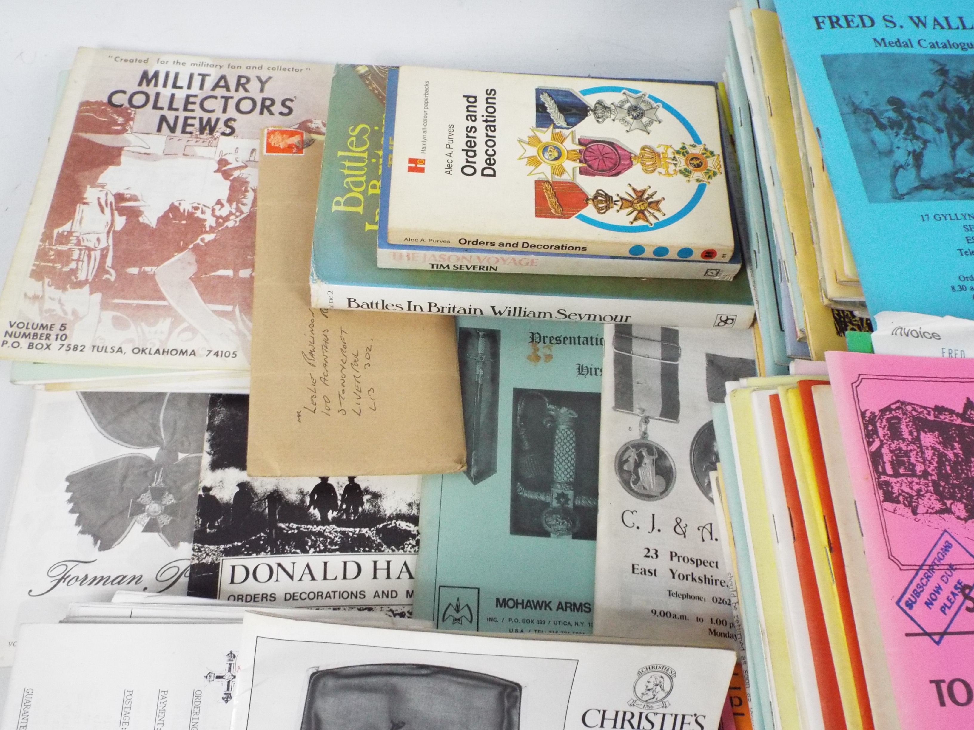 Two boxes of publications, predominantly military, American wild west related and other. - Image 2 of 5