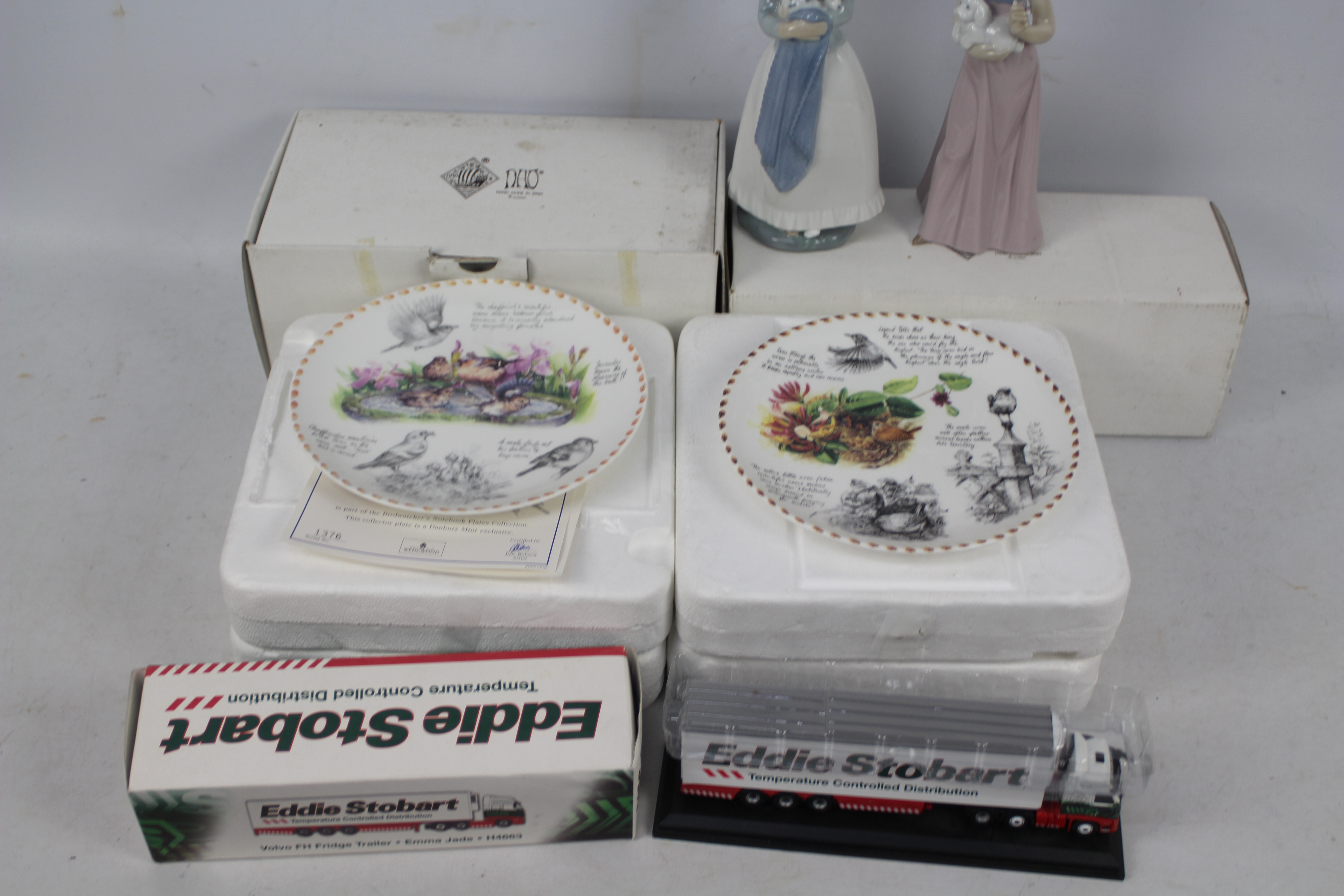 Two boxed Nao figures and four Wedgwood / Danbury Mint plates. - Image 3 of 3