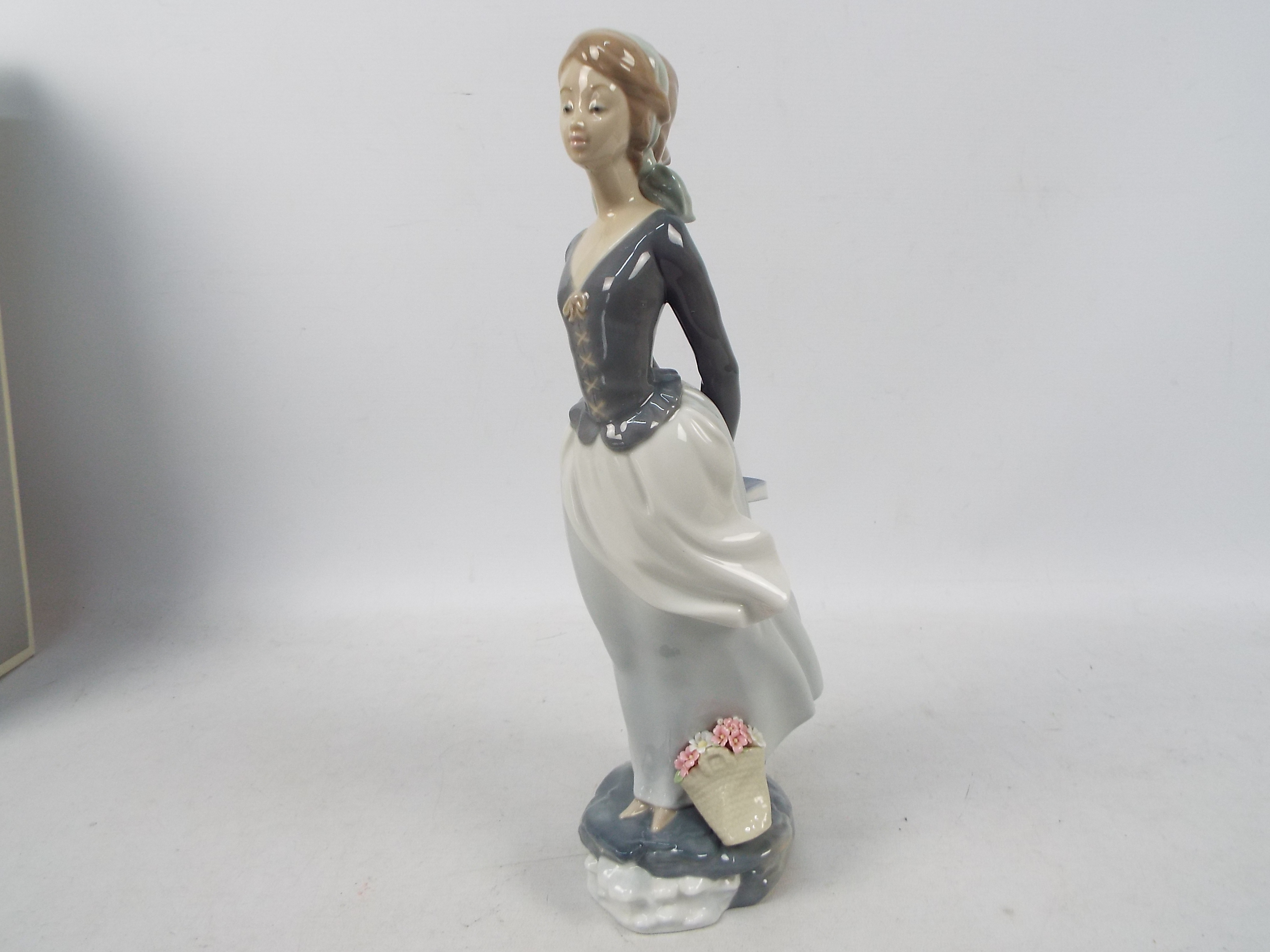 Lladro - A boxed figure # 4922, Sea Breeze, - Image 2 of 5