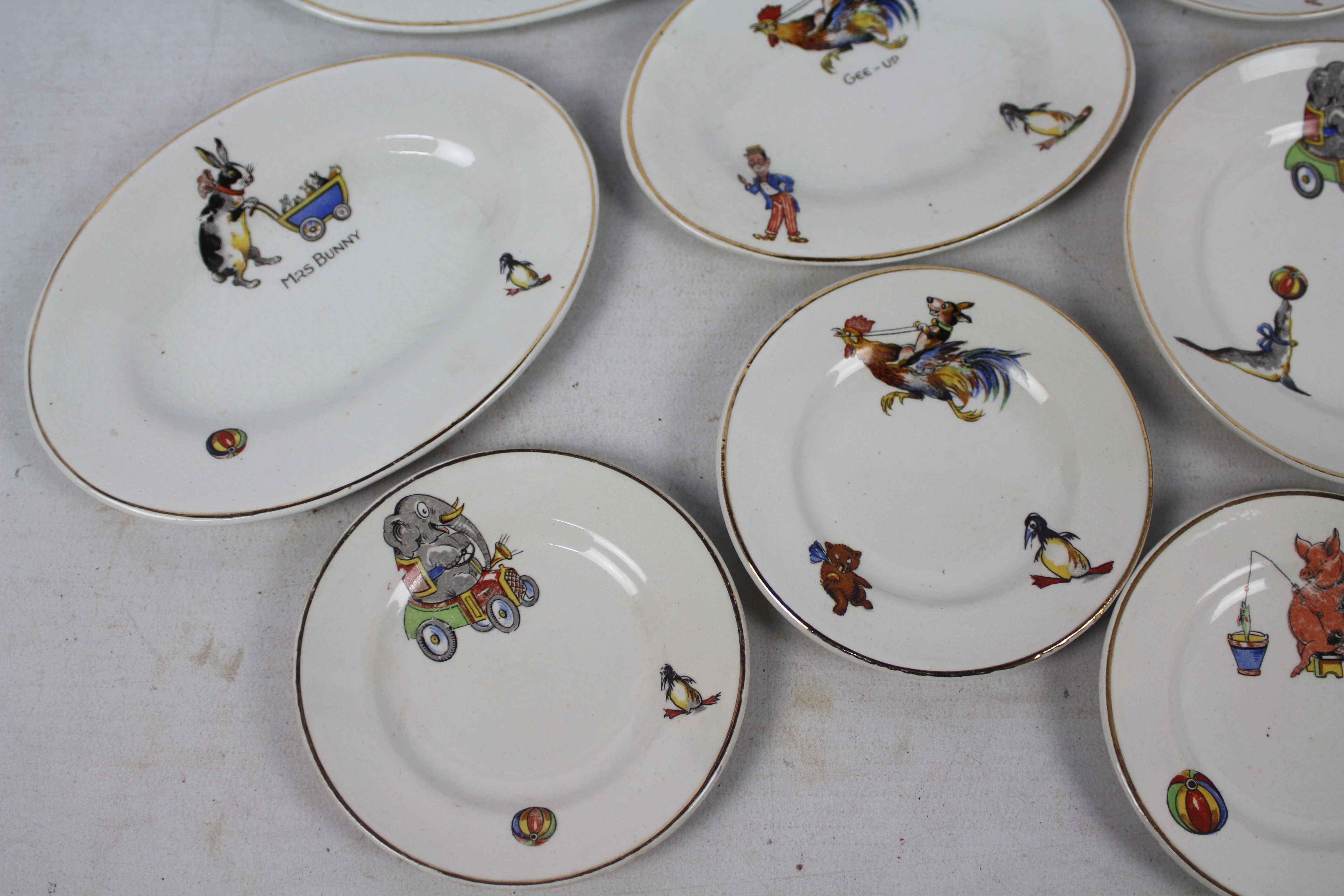 A small quantity of children's tablewares decorated with anthropomorphic animals. - Image 2 of 6