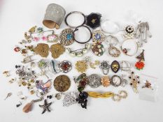 Costume jewellery to include bracelets, brooches,