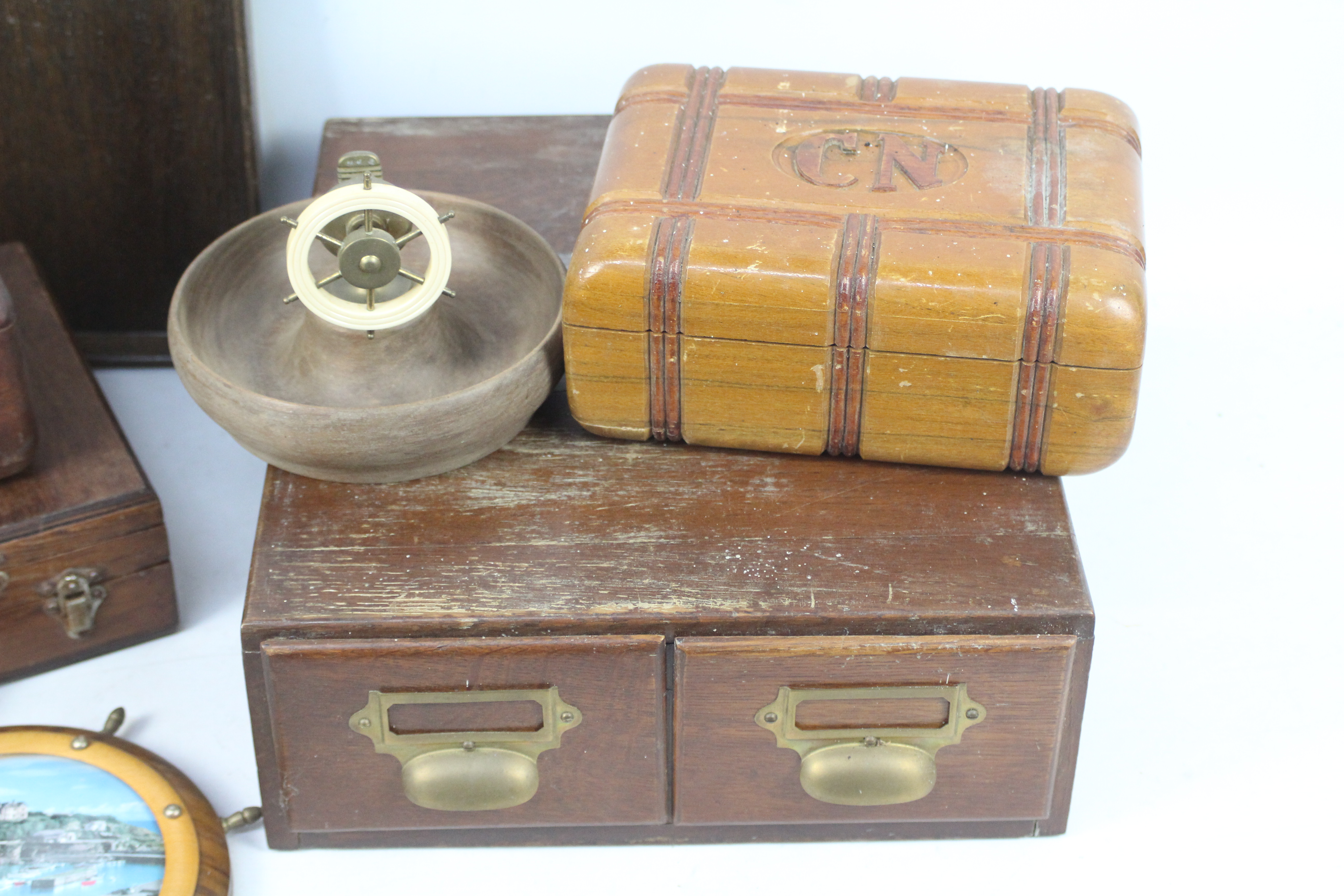 Lot to include a twin drawer index card chest, baize lined case, trinket boxes and similar. - Image 2 of 4